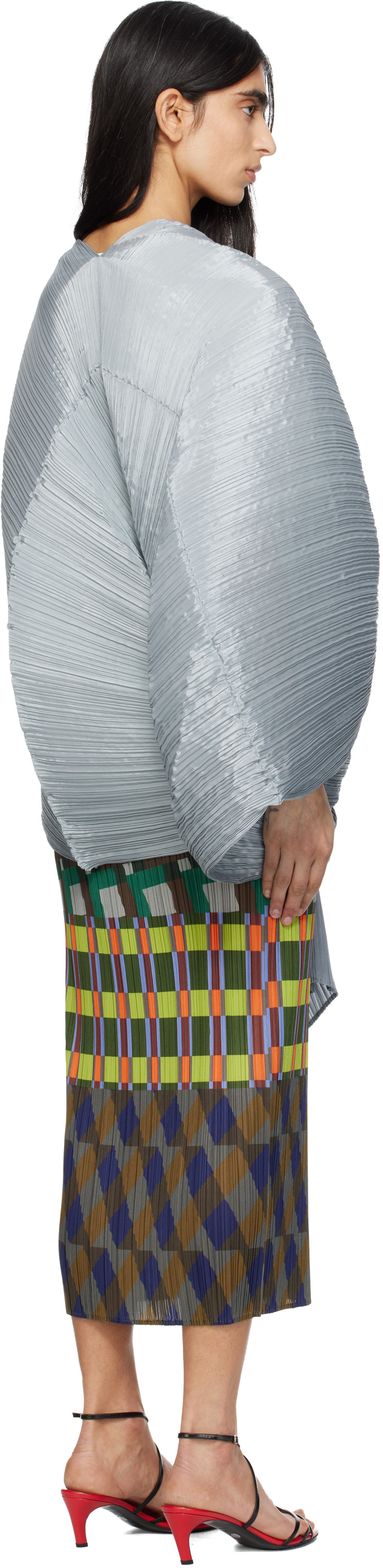 PLEATS PLEASE ISSEY MIYAKE: Gray Madame-T Scarf | SSENSE