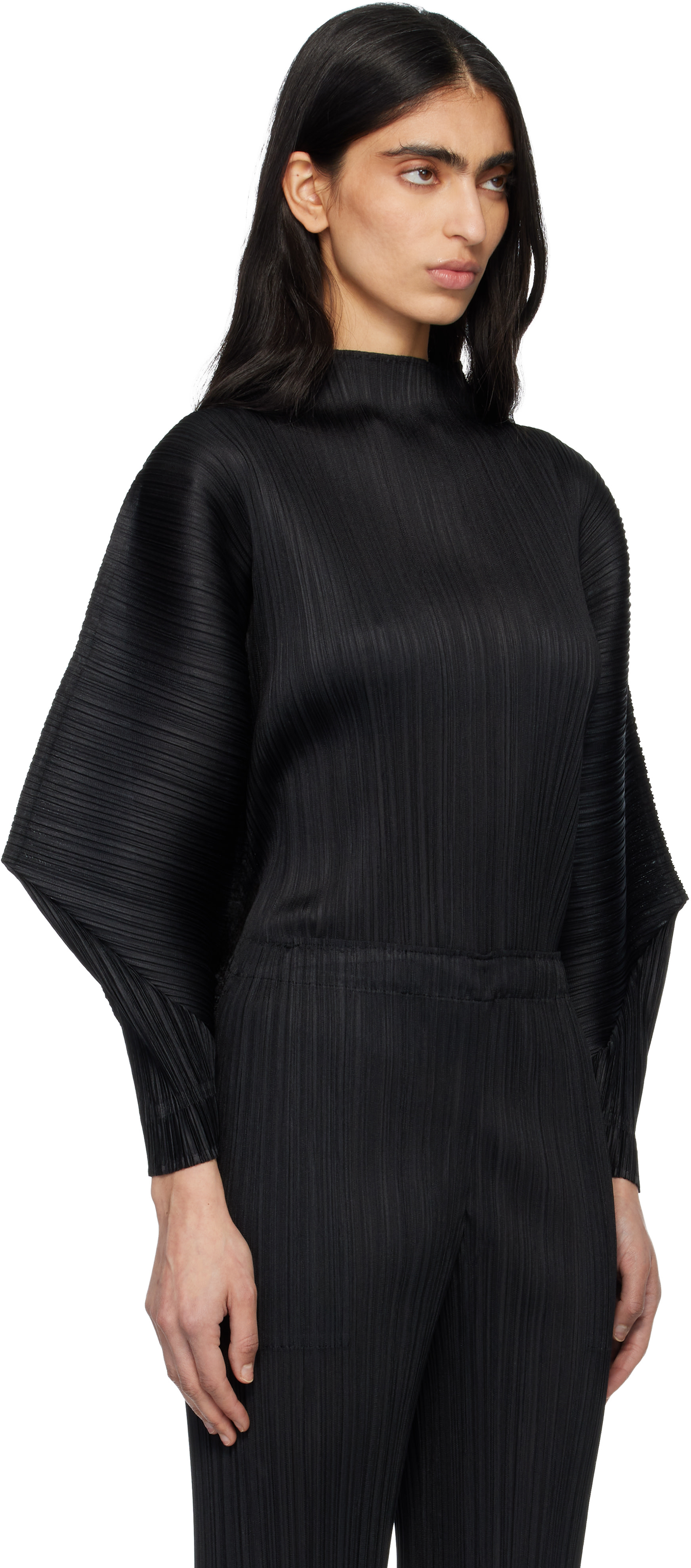 カイリージェンナー着用！ISSEY MIYAKE トップス FINE KNIT PLEATS BLACK – ISSEY MIYAKE ONLINE STORE