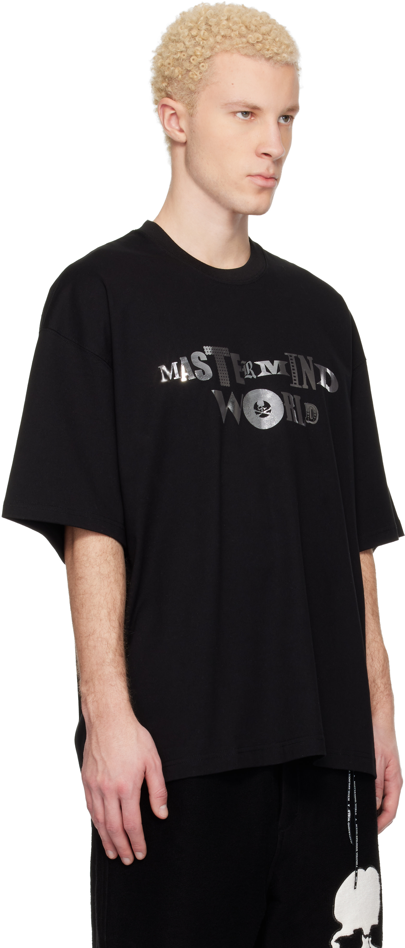 MASTERMIND WORLD: Black MW Foil Logo SS T-shirt | SSENSE United 