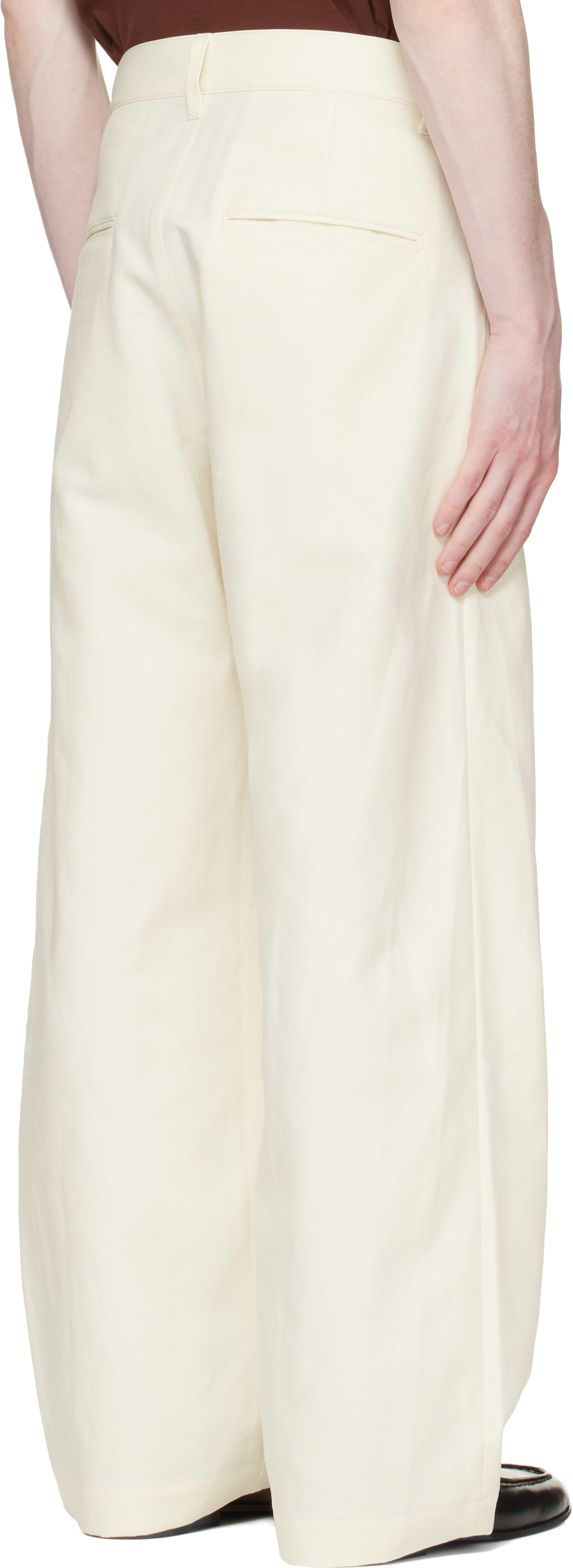ssstein: Off-White Double Weave Cotton One Tuck Wide Trousers | SSENSE
