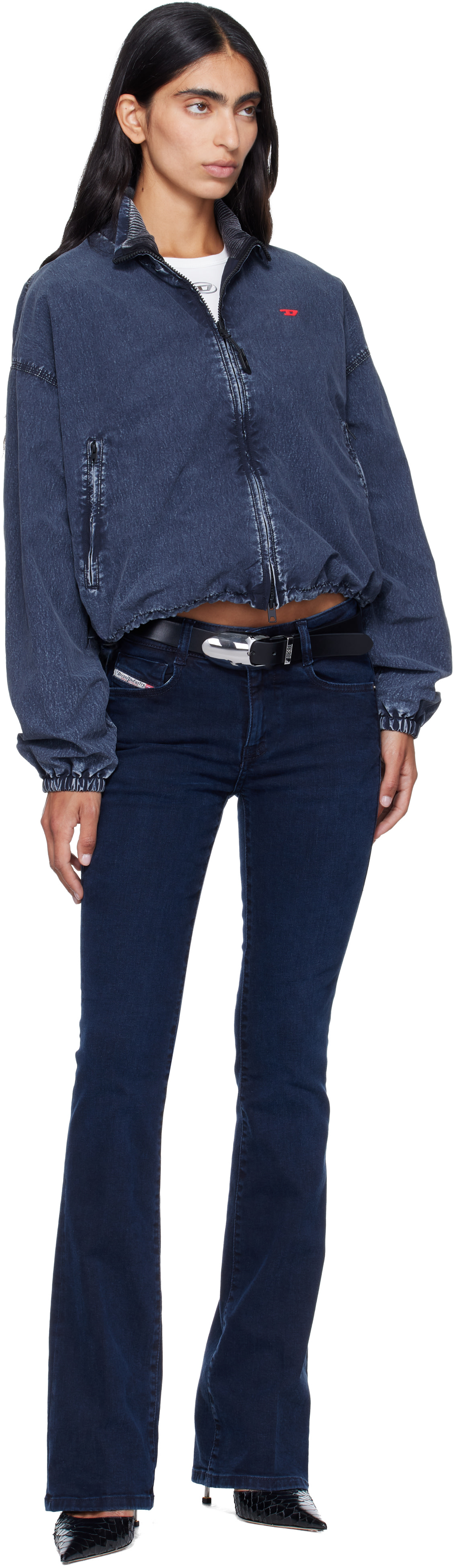 美品 ブーツカット ジーンズ 1969 D-Ebbey ローライズ Diesel: ネイビー 1969 D-Ebbey ブーツカット ローライズ ジーンズ