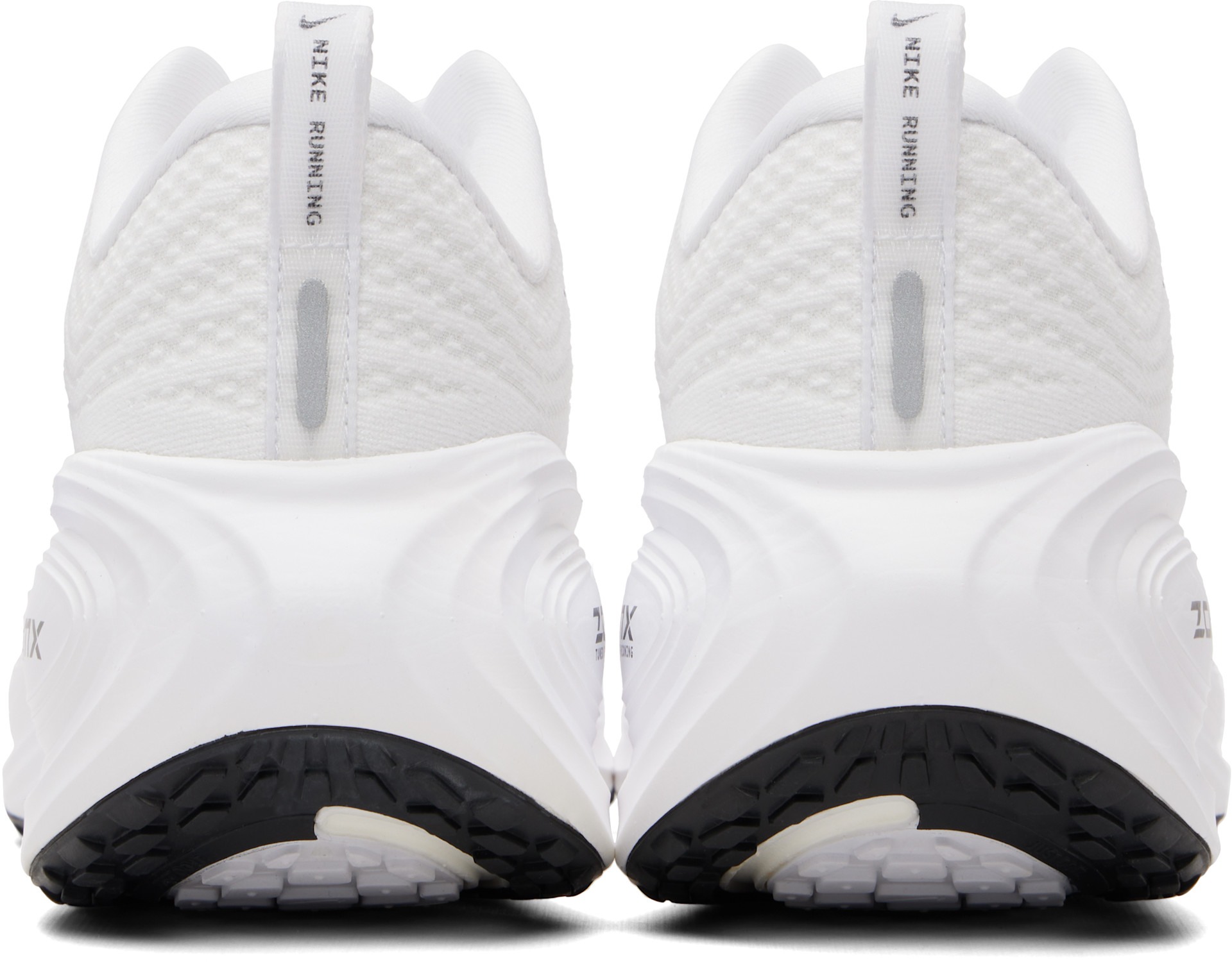 Nike - Baskets Vomero Plus blanches