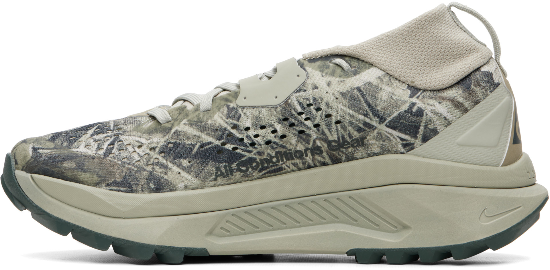 Nike: Red ACG Zegama Trail Sneakers | SSENSE