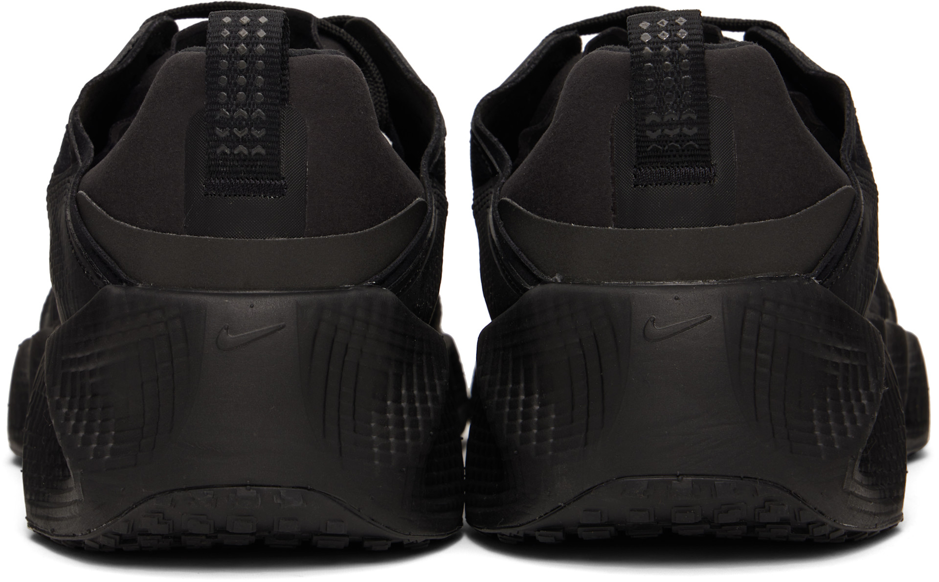 Nike - Baskets Ava Rover noires