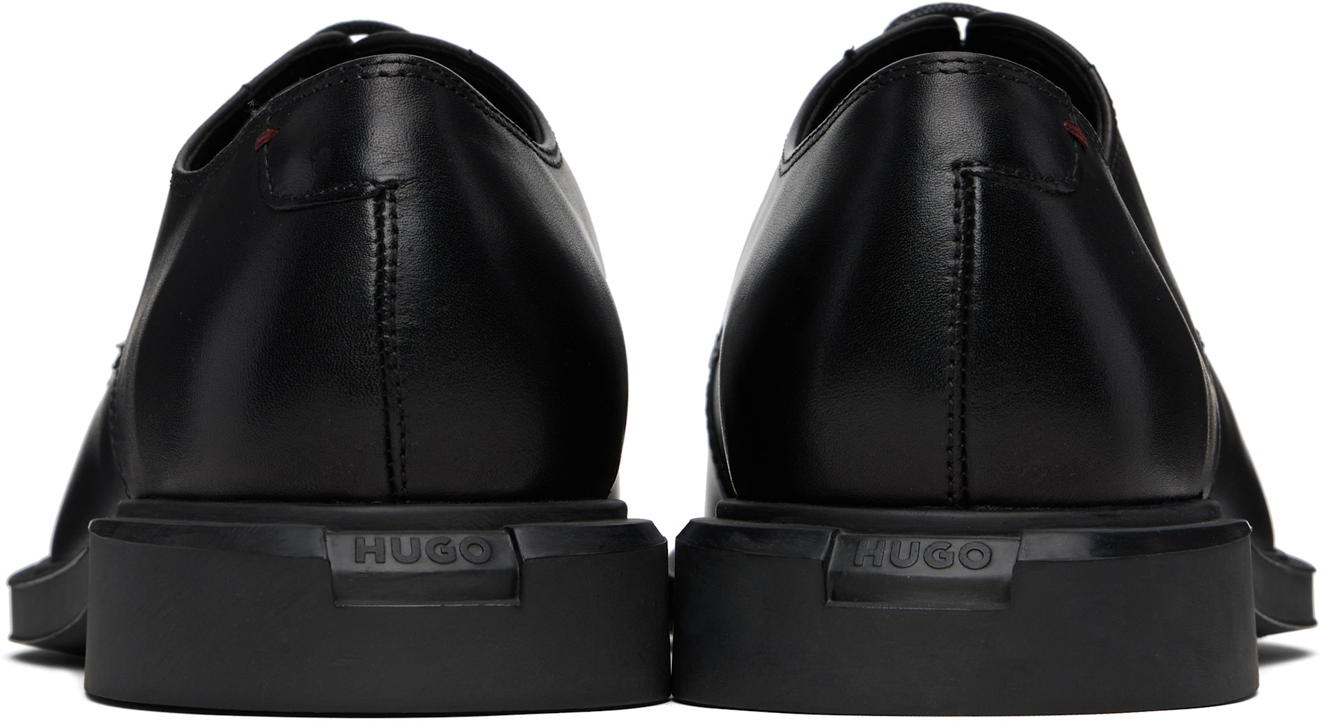 Hugo - ブラック スムースレザー エンボスロゴ ダービー