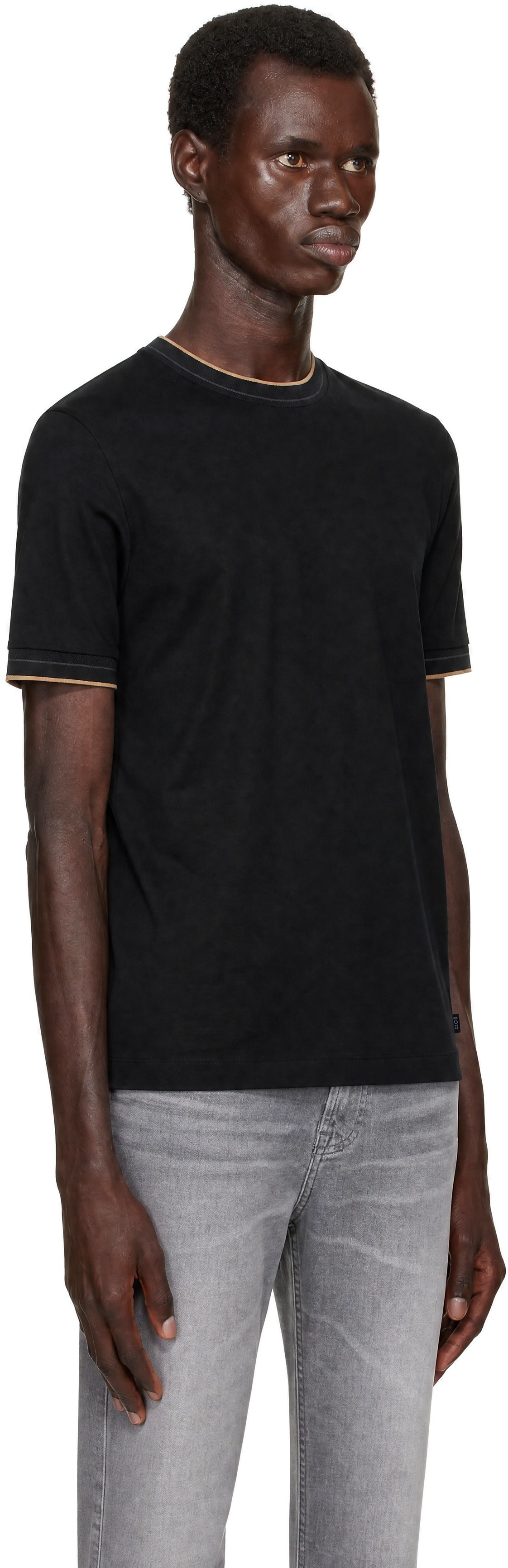BOSS: ブラック スリムフィット Tシャツ | SSENSE 日本
