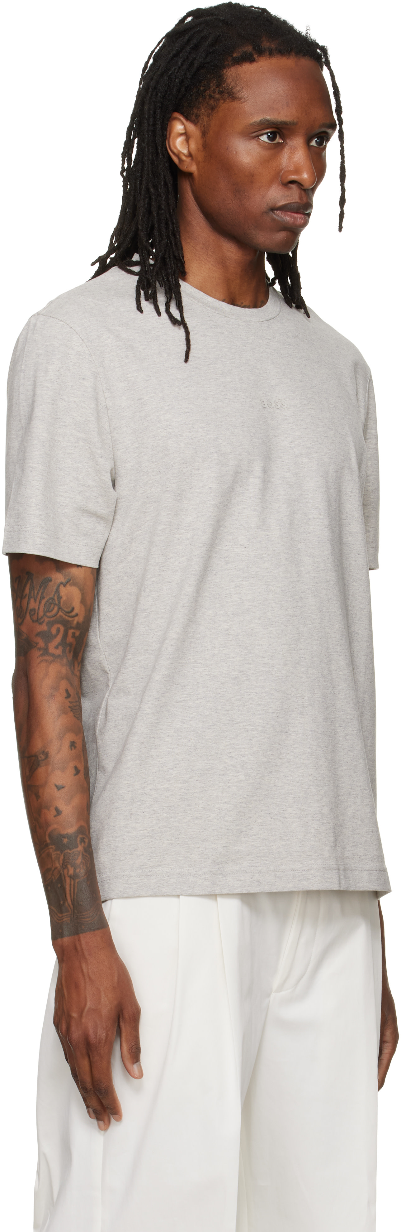 HUGO BOSS ロゴ入り グレー／ライトグレー BOSS: グレー リラックスフィット レイヤード ロゴプリント Tシャツ