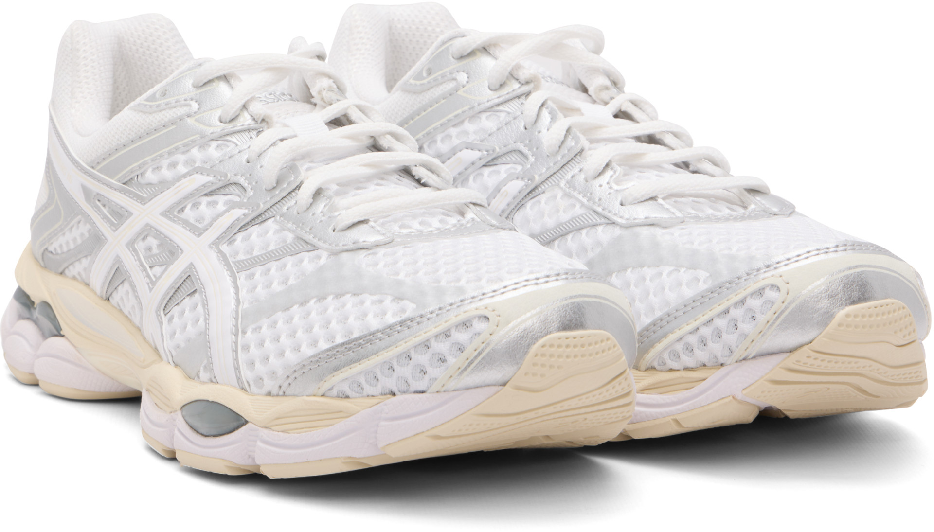 ASICS - ホワイト Gel-Cumulus 16 スニーカー