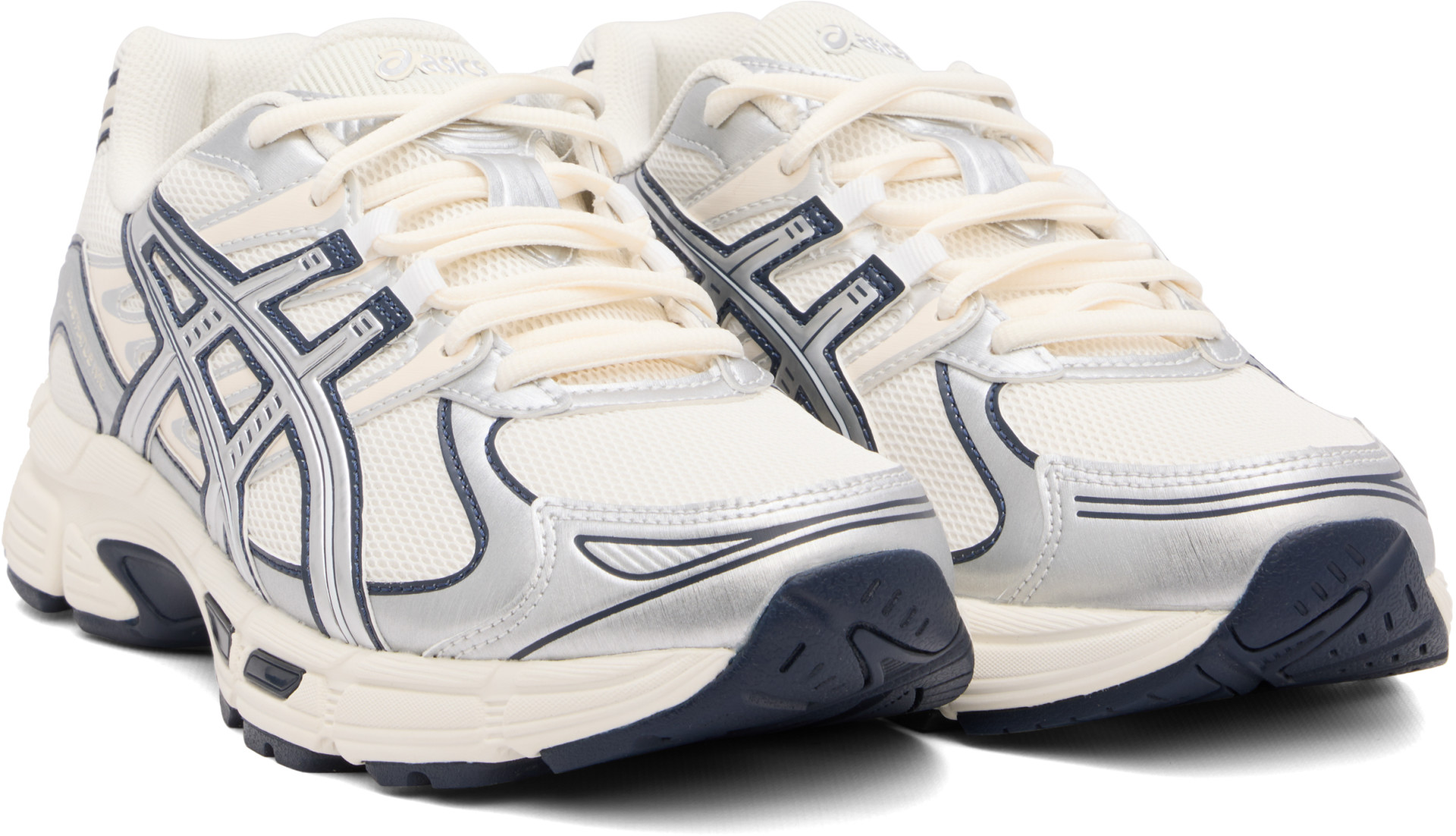 ASICS - オフホワイト Gel-Stratus MC スニーカー