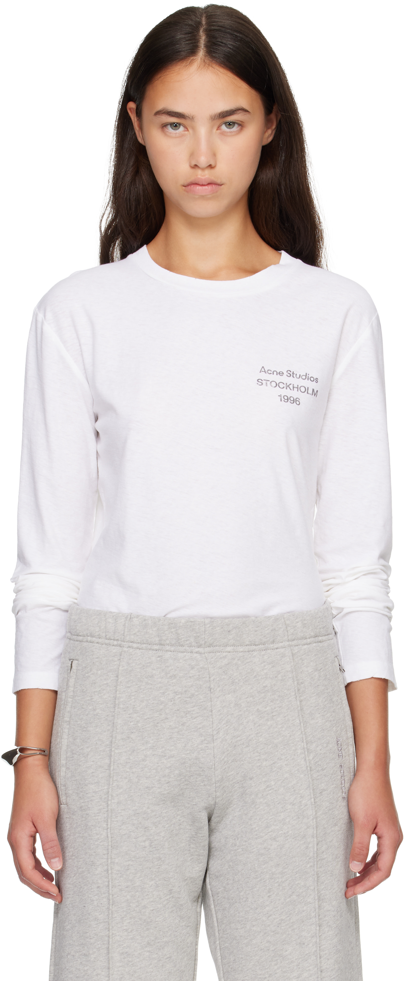 Acne Studios: ホワイト ディストレスロゴ 長袖Tシャツ | SSENSE 日本