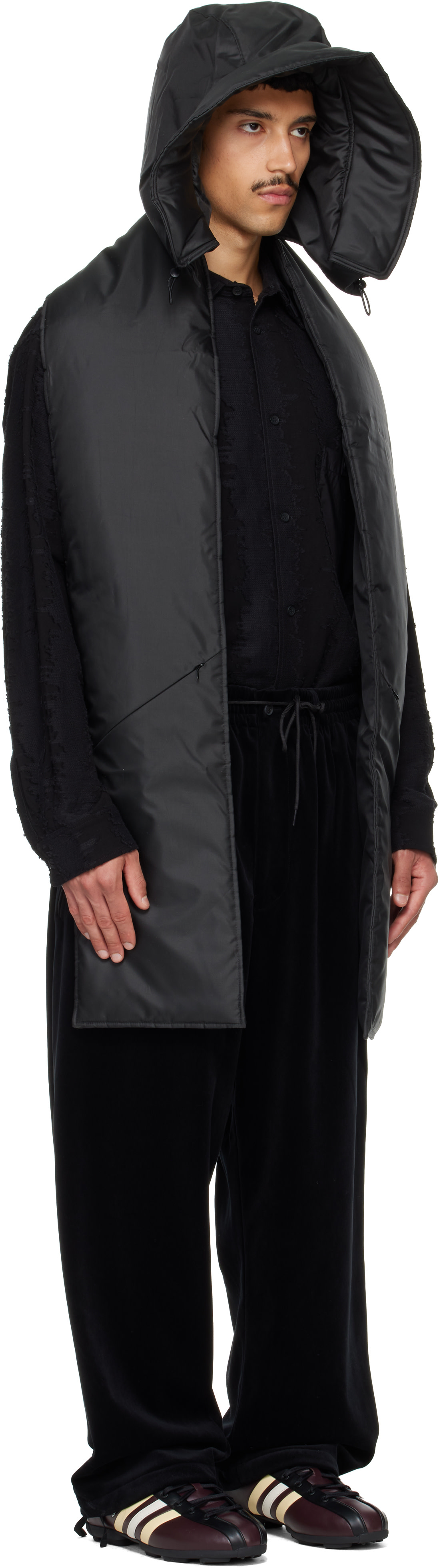c*o様 ANDREA&Co.. HOODED MUFFLER & KNIT P Y-3: Black Padded Hooded Scarf | SSENSE