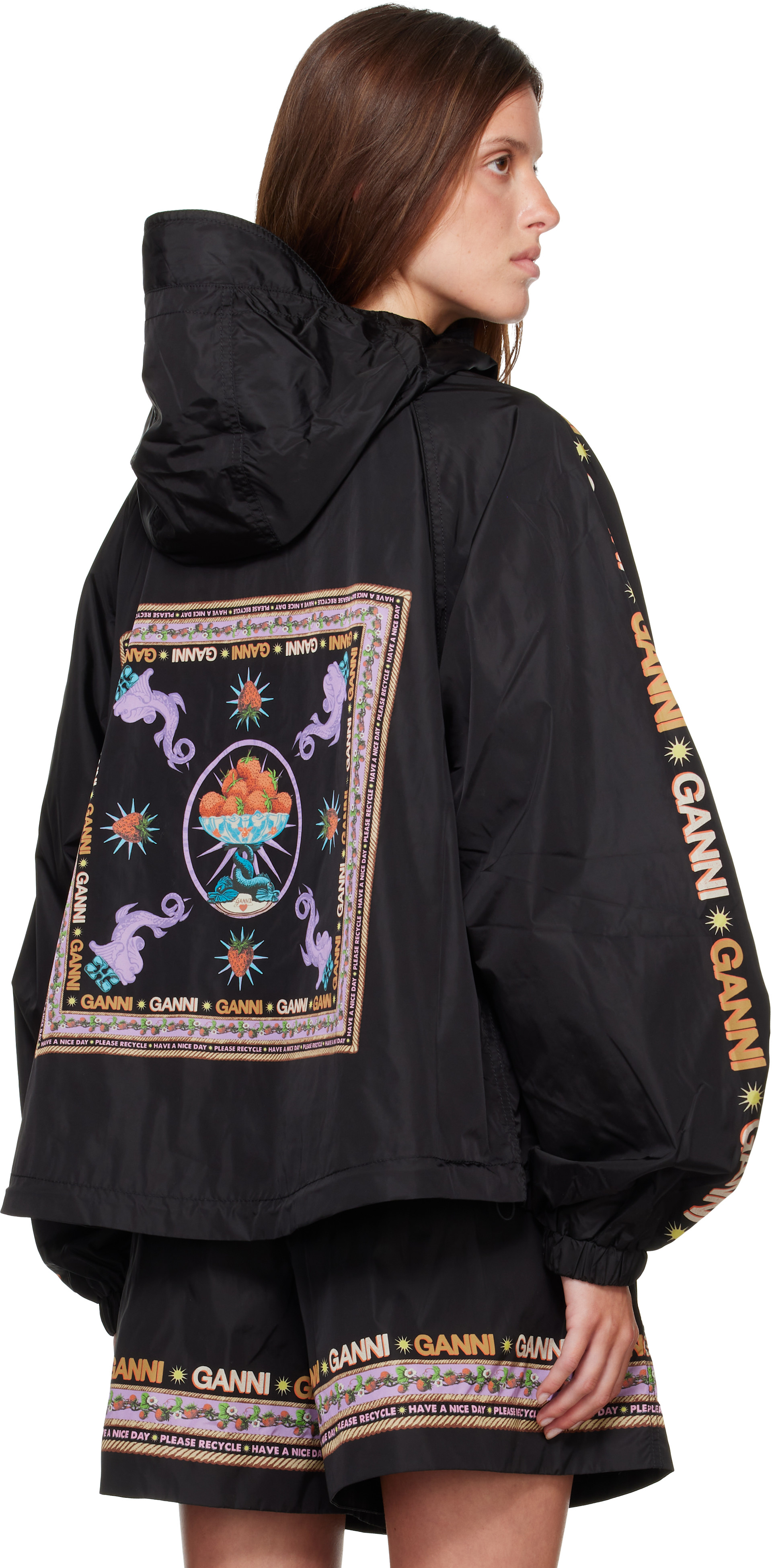 GANNI ブラック キルティングベスト 38 GANNI: Black Placement Printed Flyweight Nylon Jacket | SSENSE