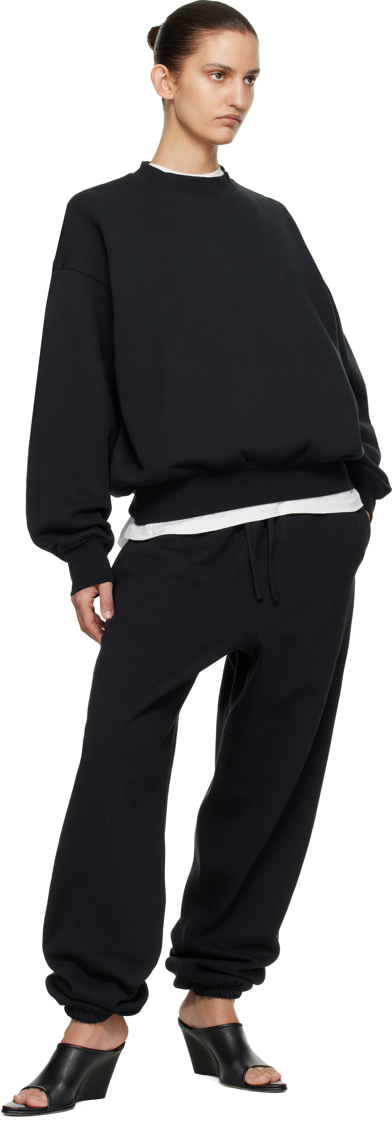 Fear of God ESSENTIALS - Pull molletonné noir à coupe classique et à col ras du cou