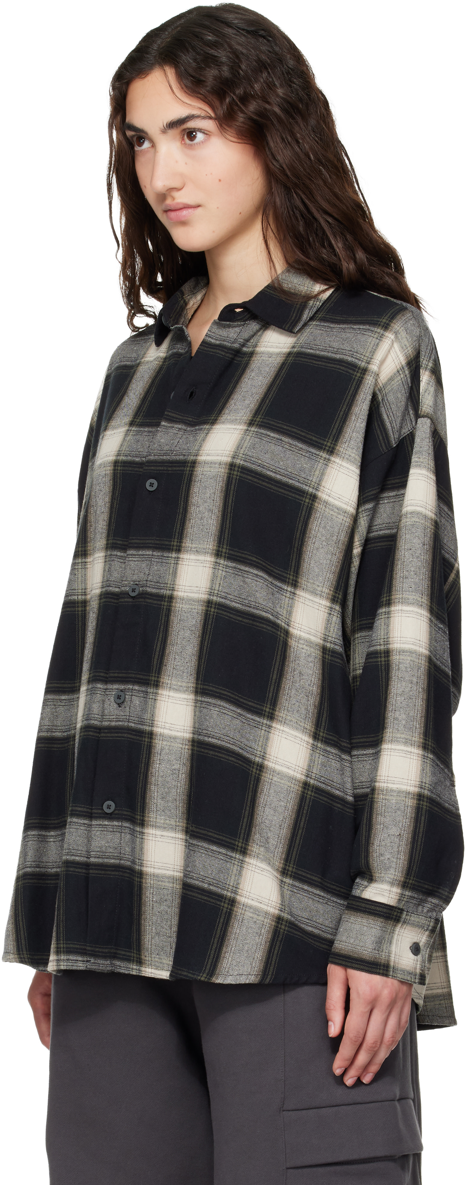 Fear of God ESSENTIALS - 블랙 & 화이트 버튼업 셔츠