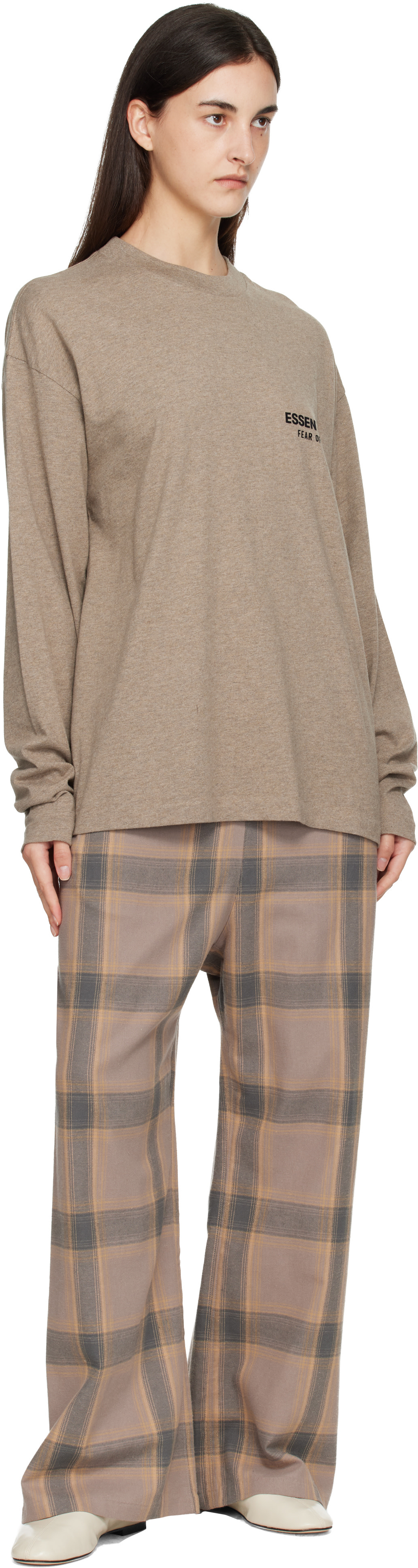 Fear of God ESSENTIALS: ベージュ クラシックフィット 長袖Tシャツ