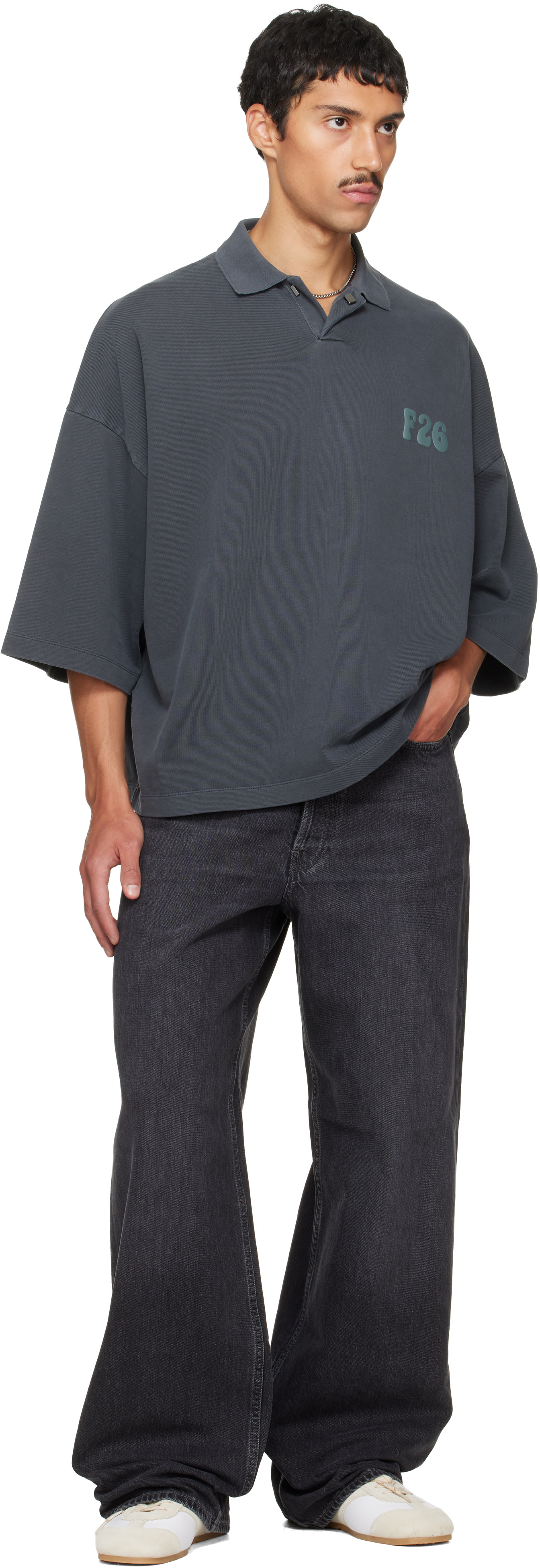 Fear of God ESSENTIALS - Polo écourté gris