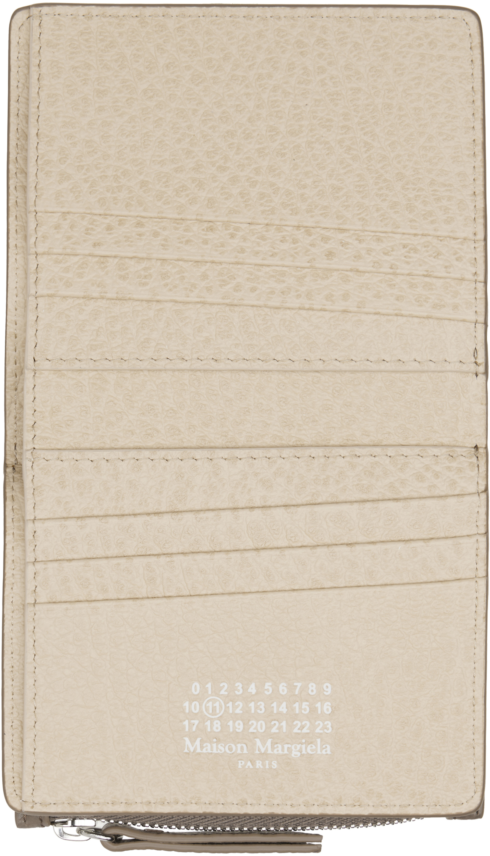 【交渉中】Maison Margielaトープトライフォールドウォレット Maison Margiela: トープ Four Stitches 財布 | SSENSE 日本