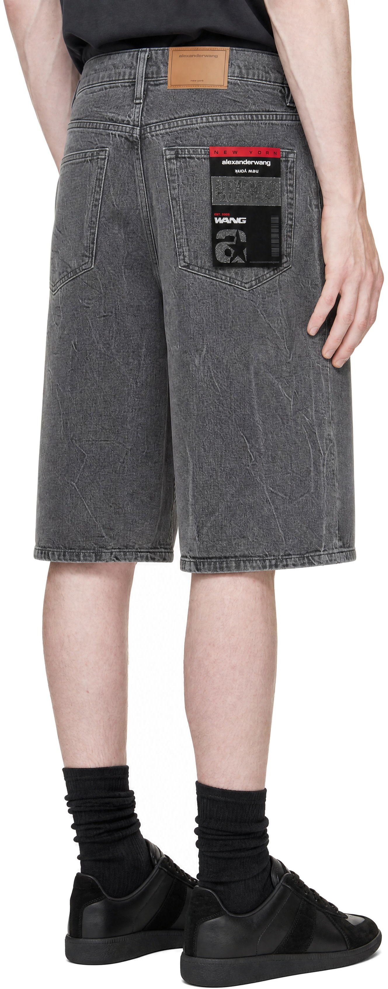 alexander wang グレー ショートパンツ Alexander Wang: Gray Low Rise Flasher Detail Denim Board Shorts