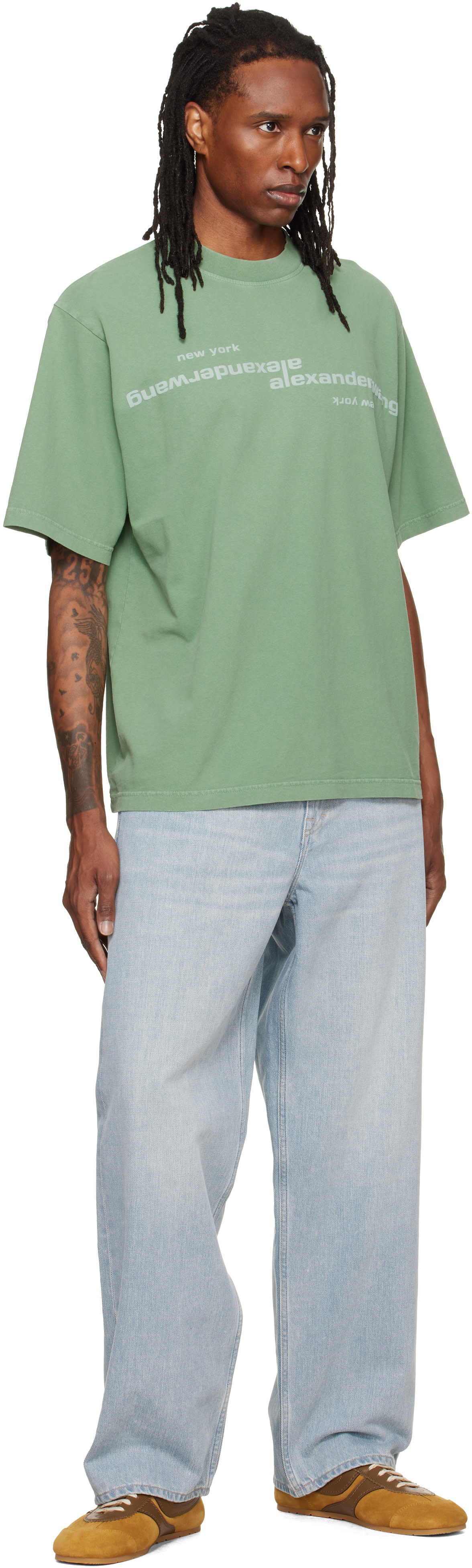 Alexander Wang: グリーン Mirrored Logo 半袖Tシャツ | SSENSE 日本
