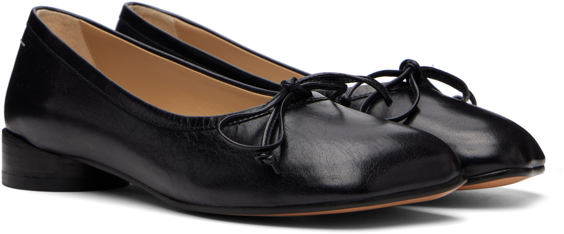 MM6 Maison Margiela: ブラック Anatomic Numeric バレエシューズ