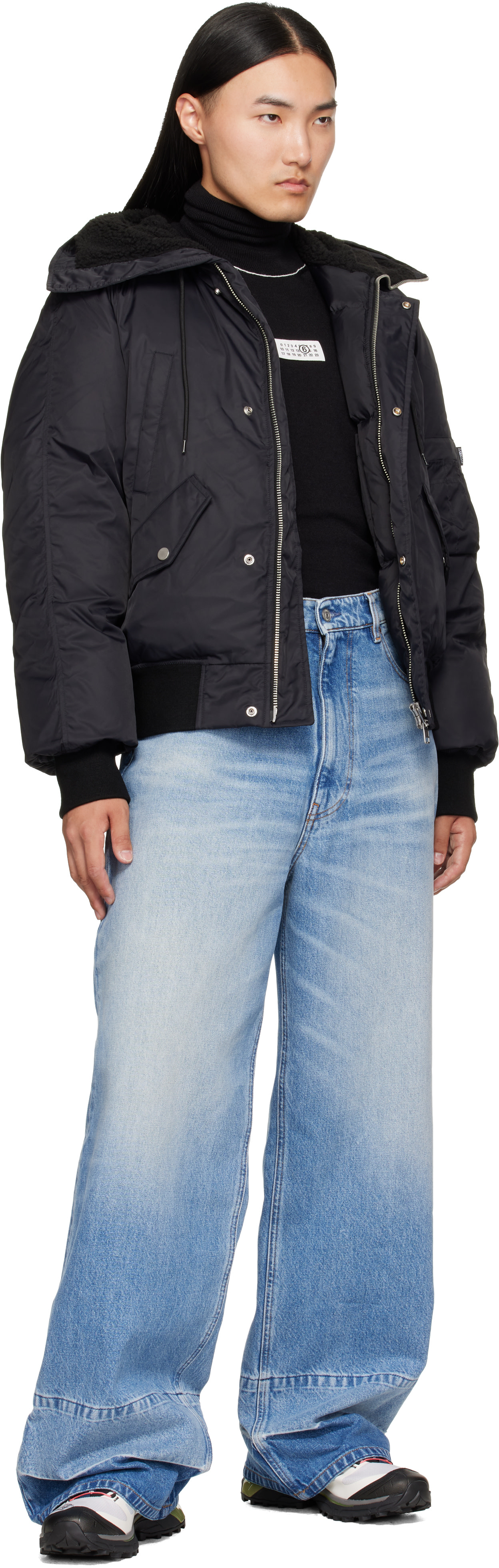 MM6 Maison Margiela: ブラック Sports ダウン ボンバージャケット