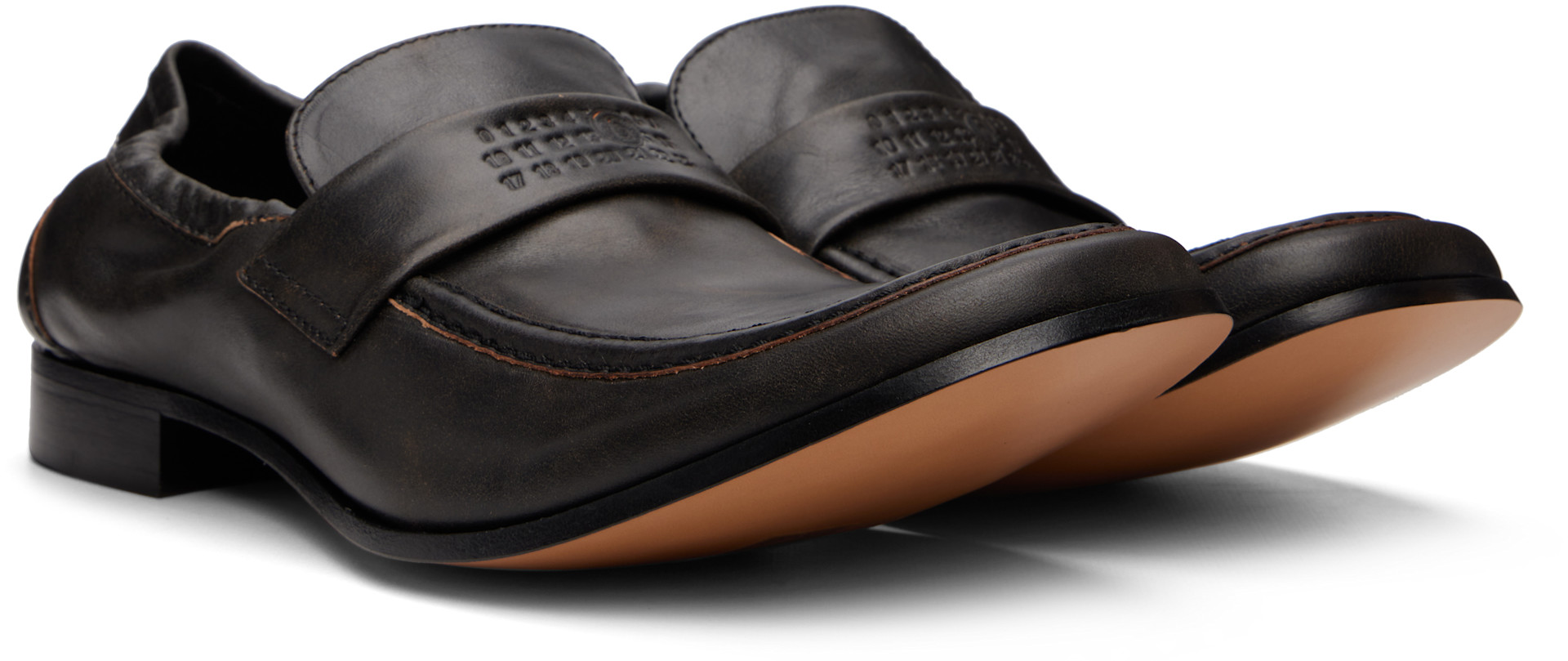 MM6 Maison Margiela: ブラウン Swing-Toe ローファー | SSENSE 日本