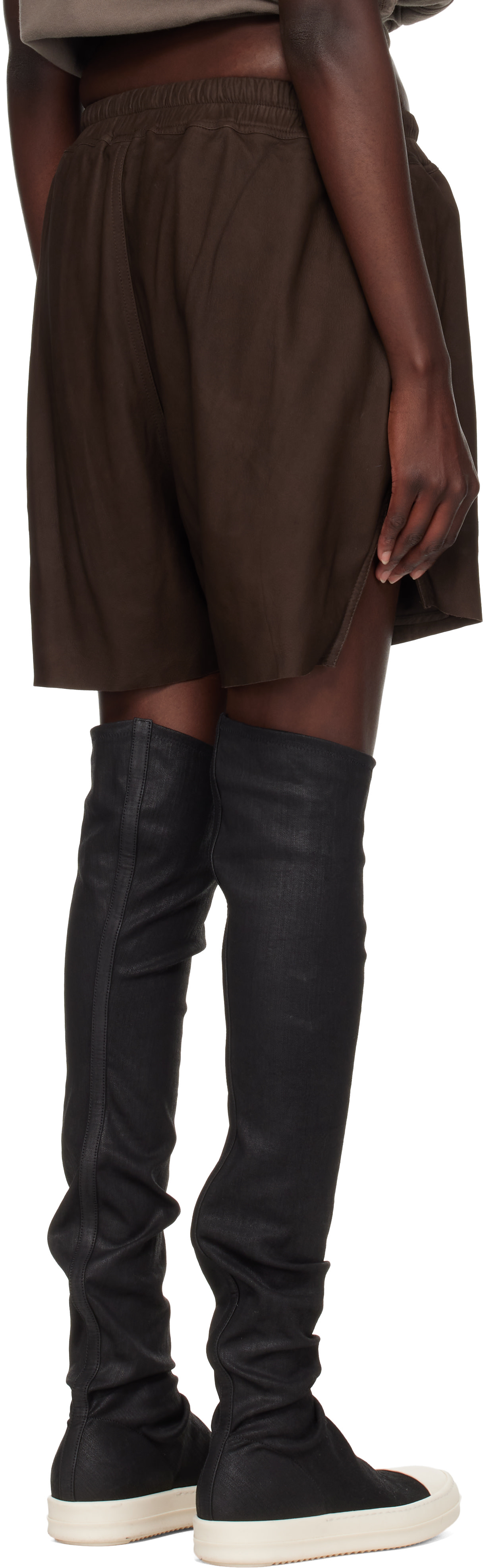Rick Owens: ブラウン Tower Boxers レザーショートパンツ | SSENSE 日本