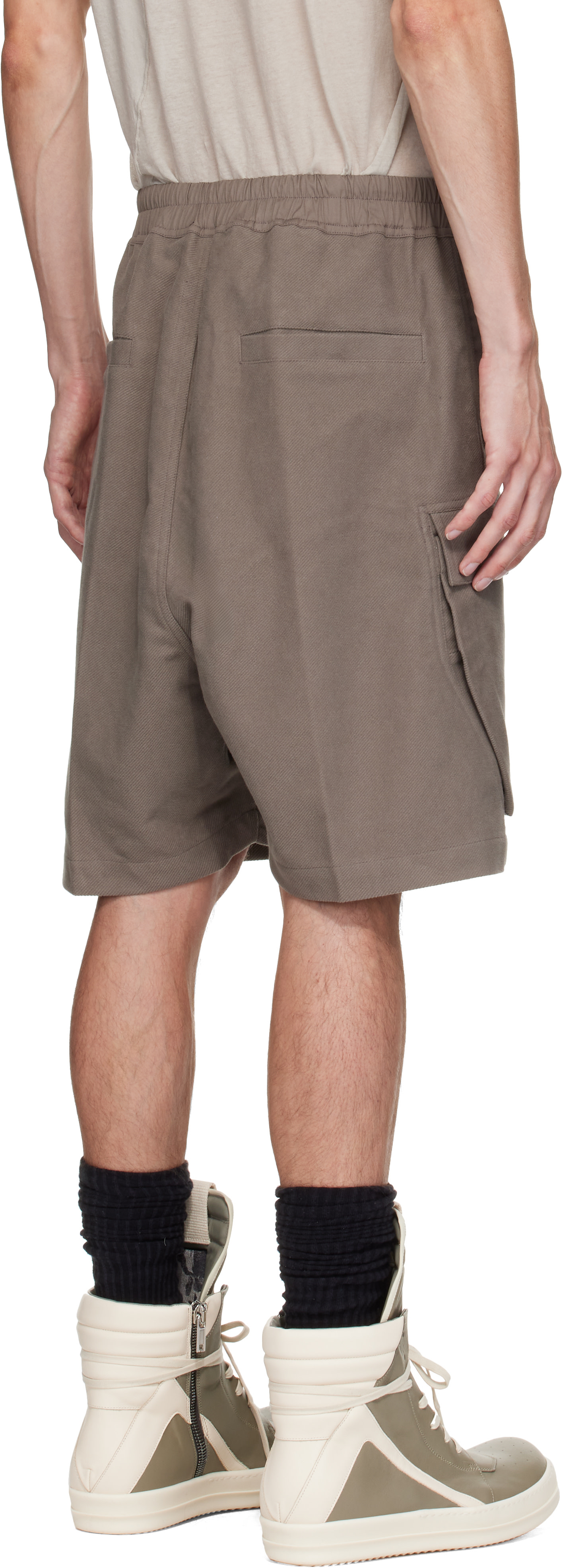 Rick Owens: Gray Tower Cargobela Shorts | SSENSE