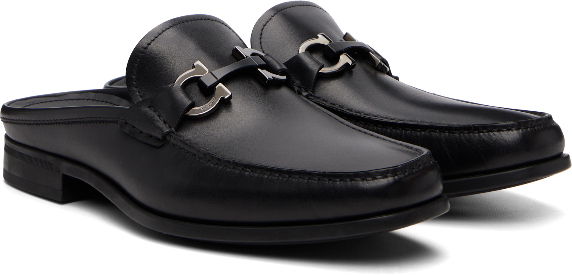 フェラガモ　ミュール Ferragamo: ブラック Gancini Ornament ミュール ローファー | SSENSE 日本