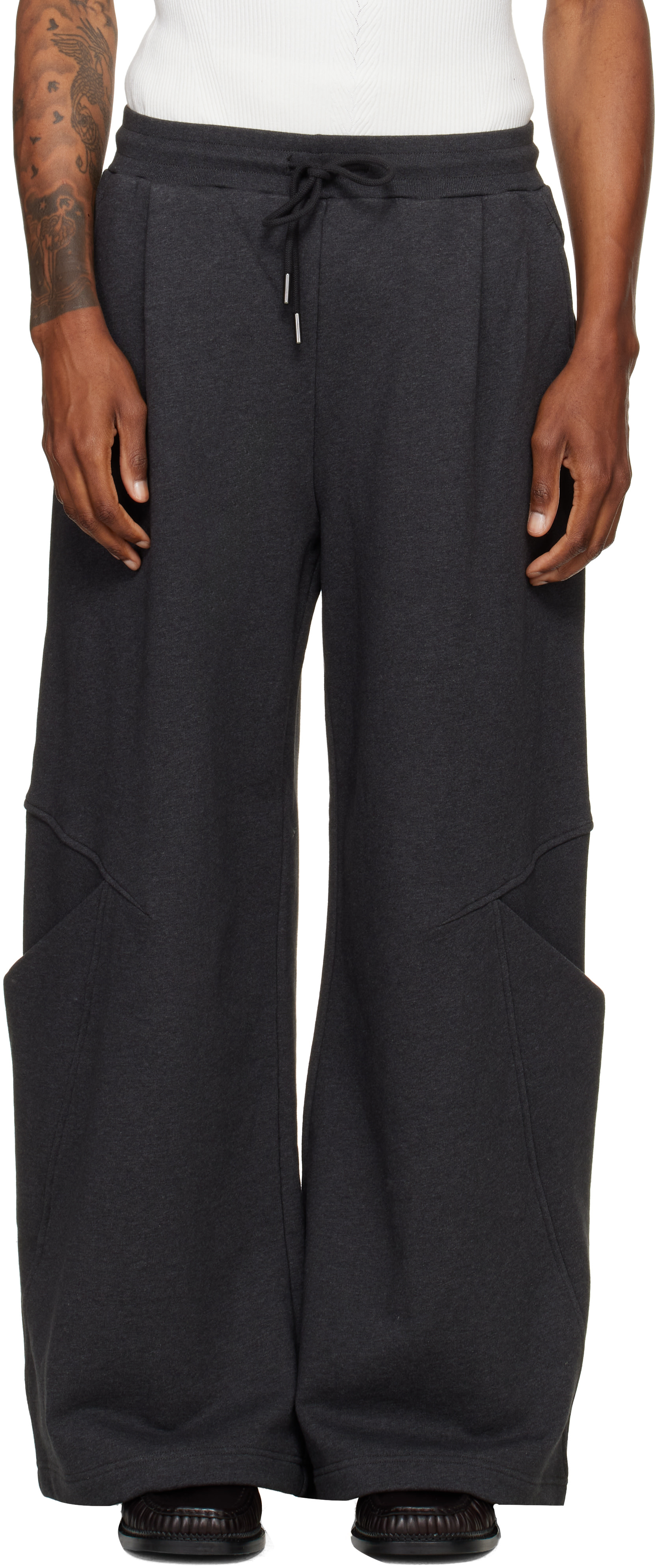 NULLUS - Pantalon de survêtement ample sculptural gris