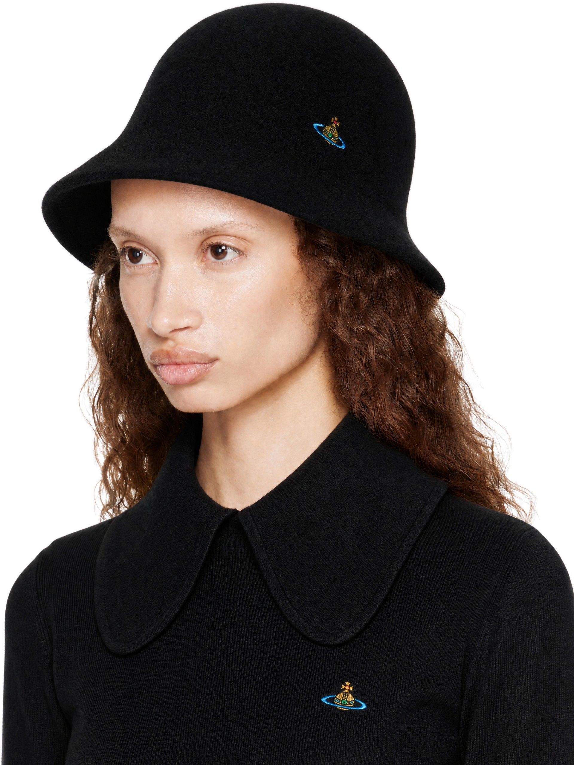 Vivienne Westwood: ブラック バスク クロシェハット | SSENSE 日本