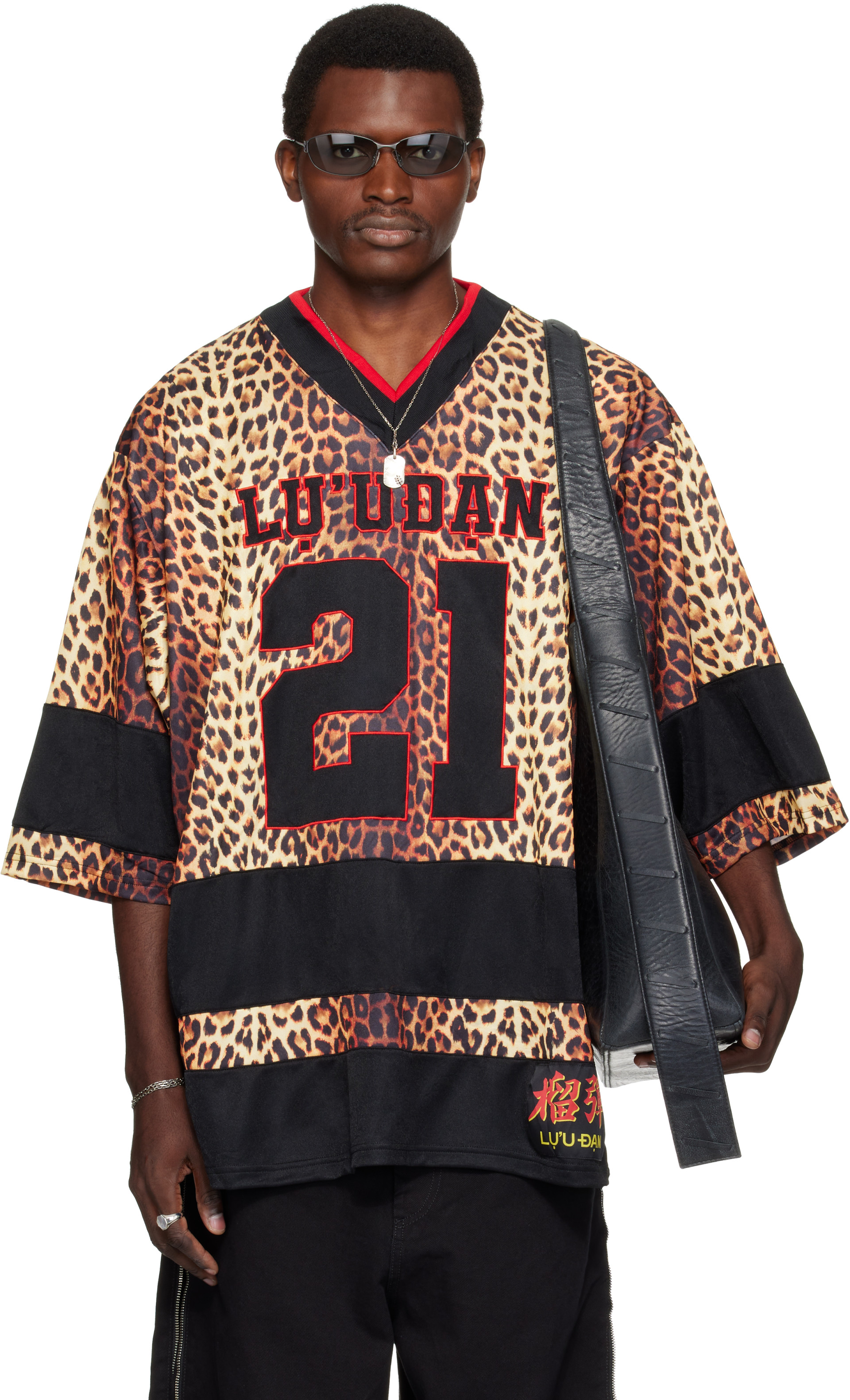 LU'U DAN: Brown Hockey L-D T-shirt | SSENSE