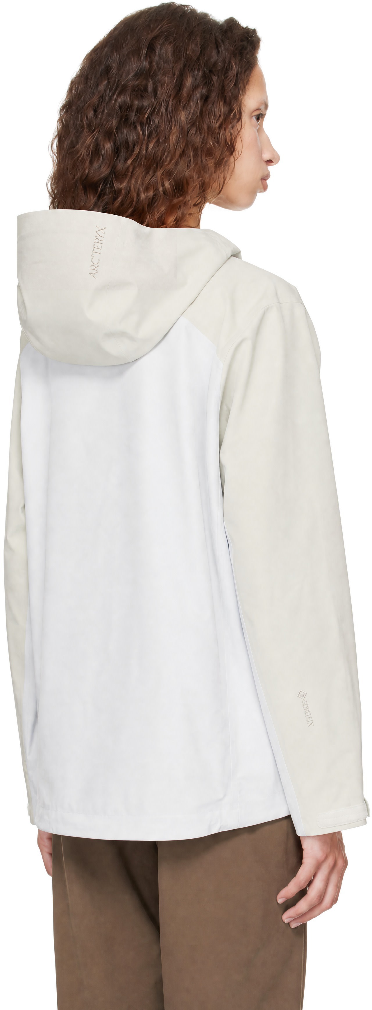 Arc'teryx - Blouson Beta blanc cassé et beige