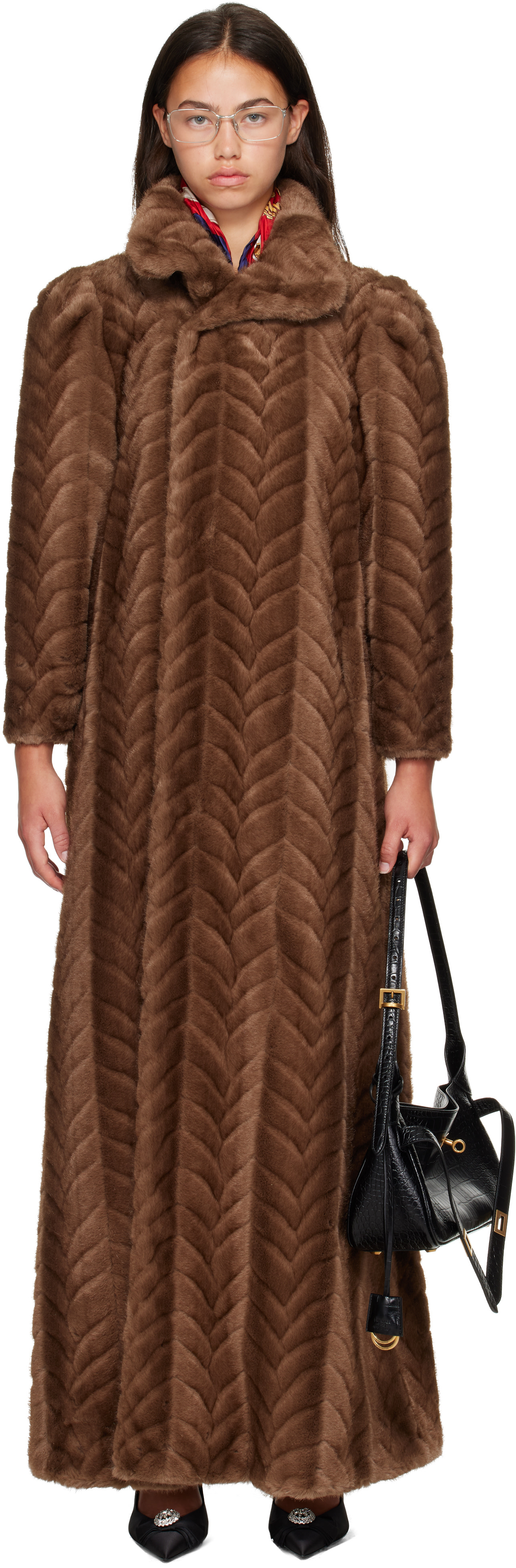 『BALEN COAT 34 BROWN』 Balenciaga: Brown Cable Knit Faux Fur Coat | SSENSE Canada