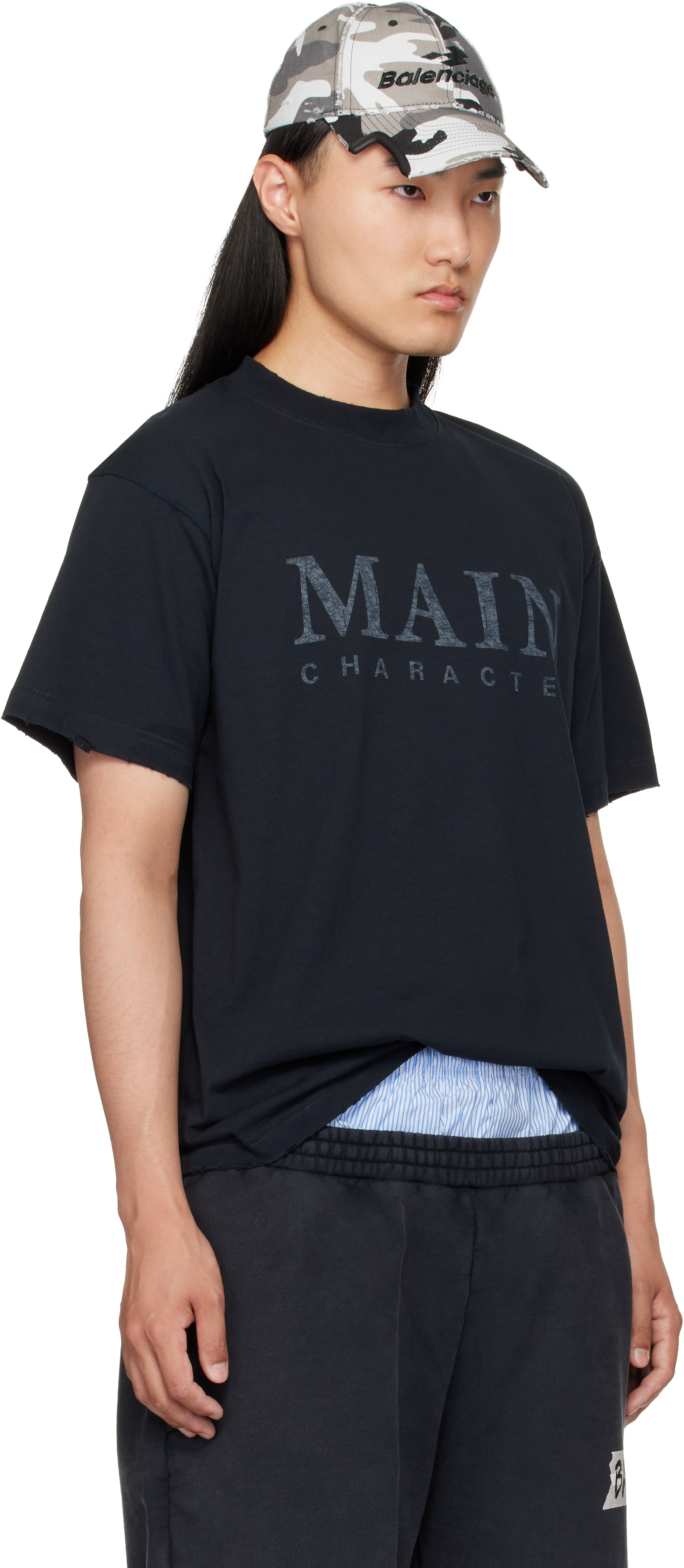 BALENCIAGA ブラック Tシャツ Balenciaga: ブラック 'Main Character' Tシャツ | SSENSE 日本