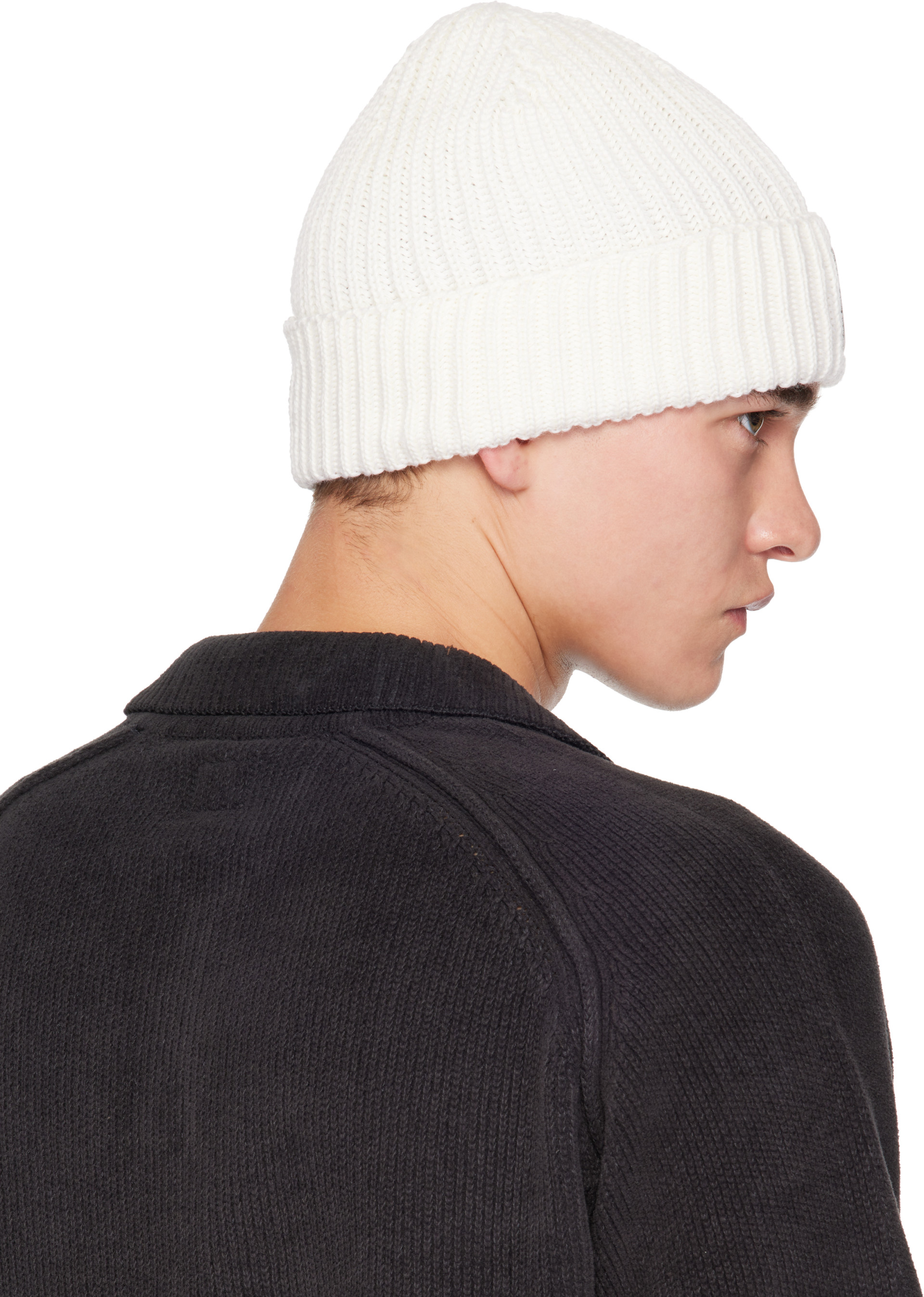 C.P. COMPANY Extrafine Merino Wool ビーニー C.P. Company: White Extrafine Merino Wool Lens Beanie | SSENSE