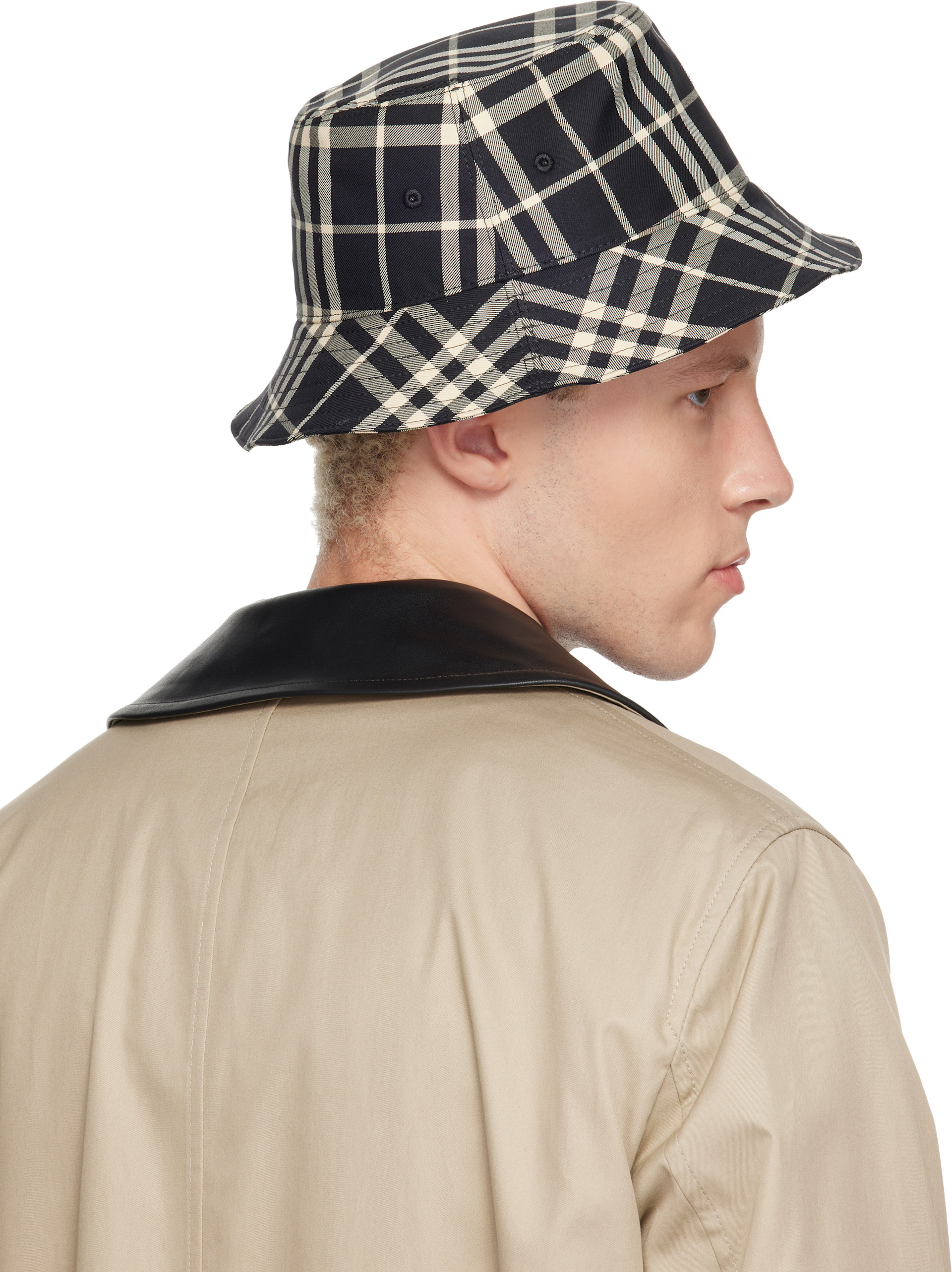 Burberry: ブラック チェック コットン バケットハット | SSENSE 日本