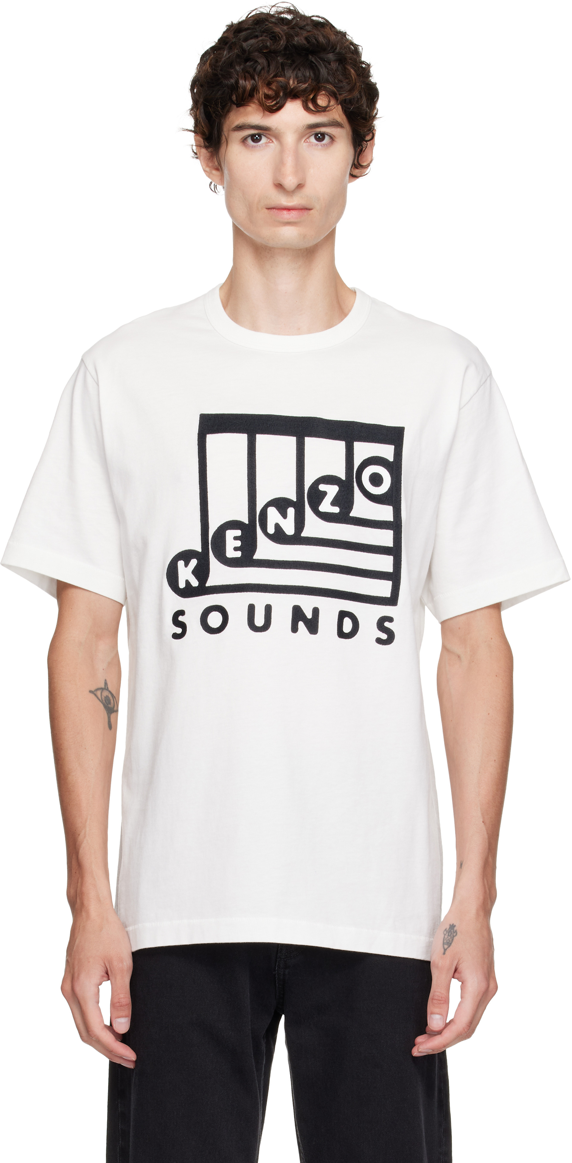 Kenzo: オフホワイト Kenzo 'KENZO Sounds' エンブロイダリー Tシャツ