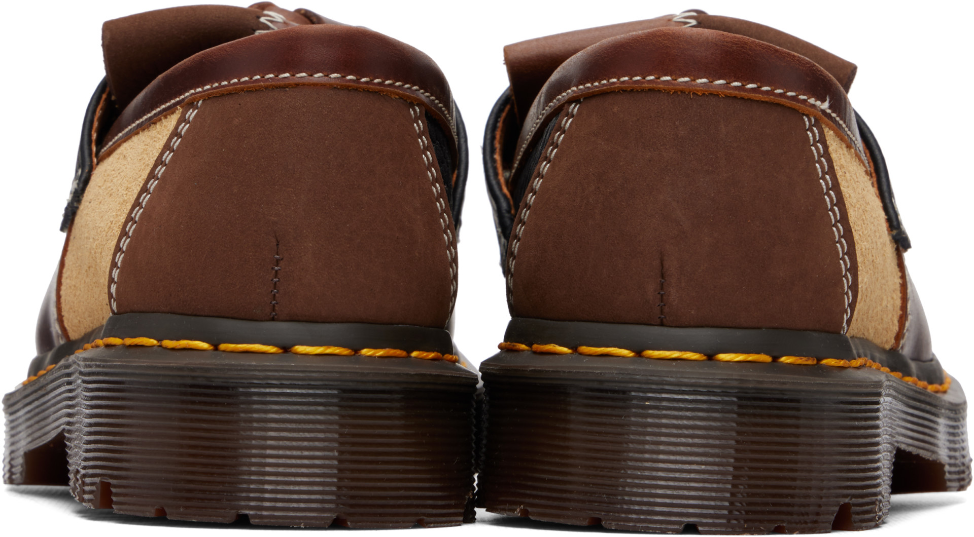 Dr. Martens: ブラウン＆ベージュ Adrian PWRK タッセルローファー