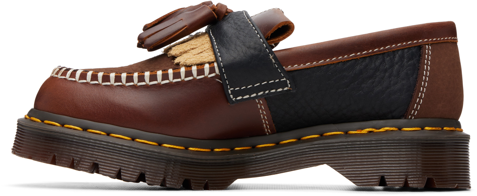 Dr. Martens: ブラウン＆ベージュ Adrian PWRK タッセルローファー