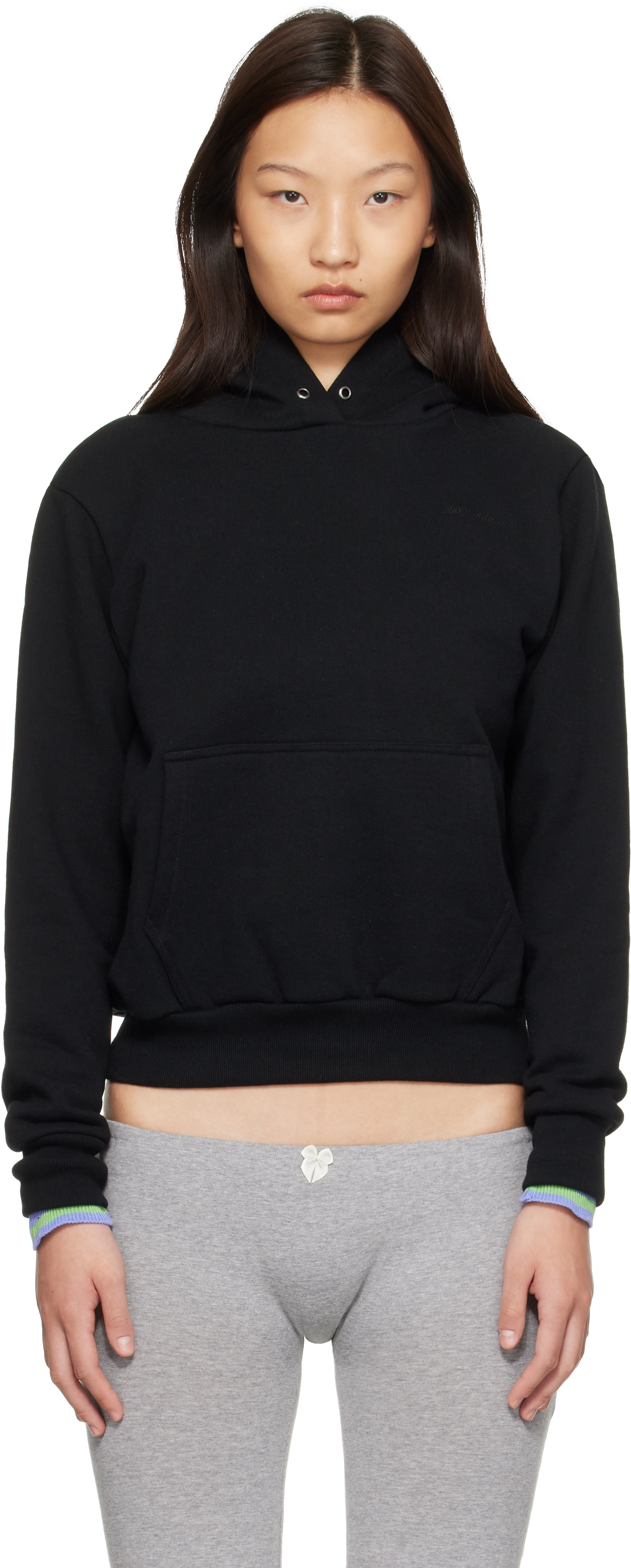 Ans Dotsloevner - Pull à capuche noir à manches bouffantes