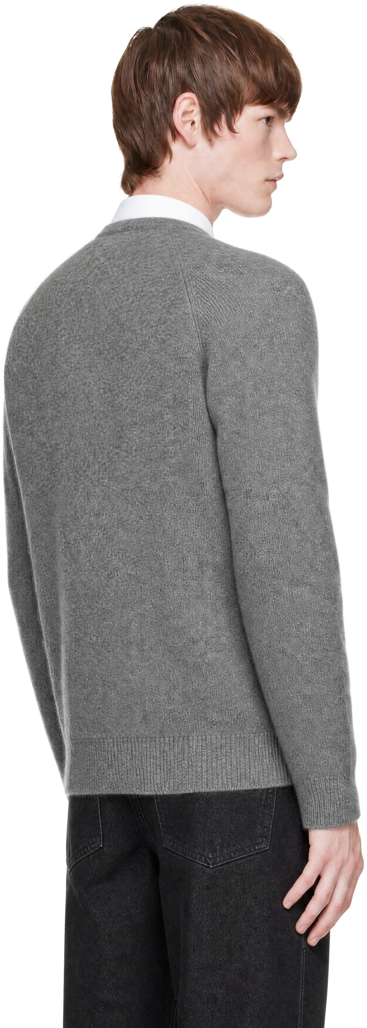 AMOMENTO - Gray Racoon V-Neck Sweater
