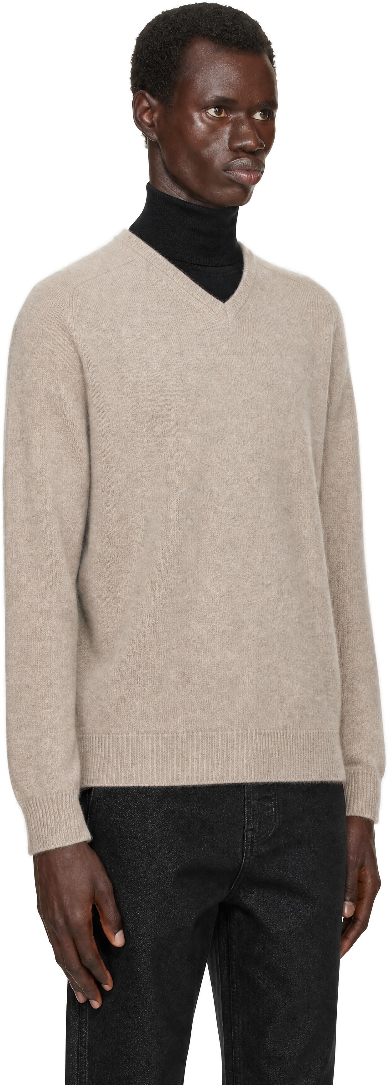 AMOMENTO - Beige Racoon V-Neck Sweater
