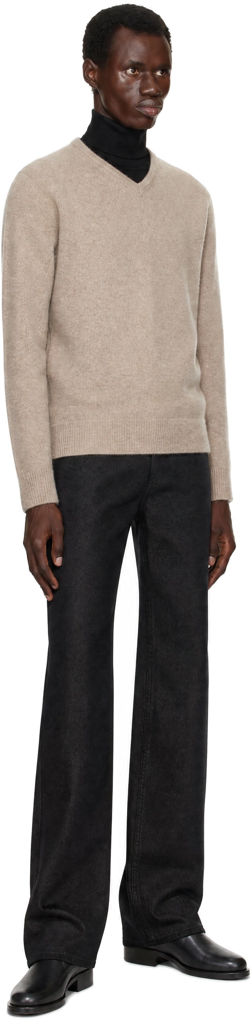 AMOMENTO - Beige Racoon V-Neck Sweater