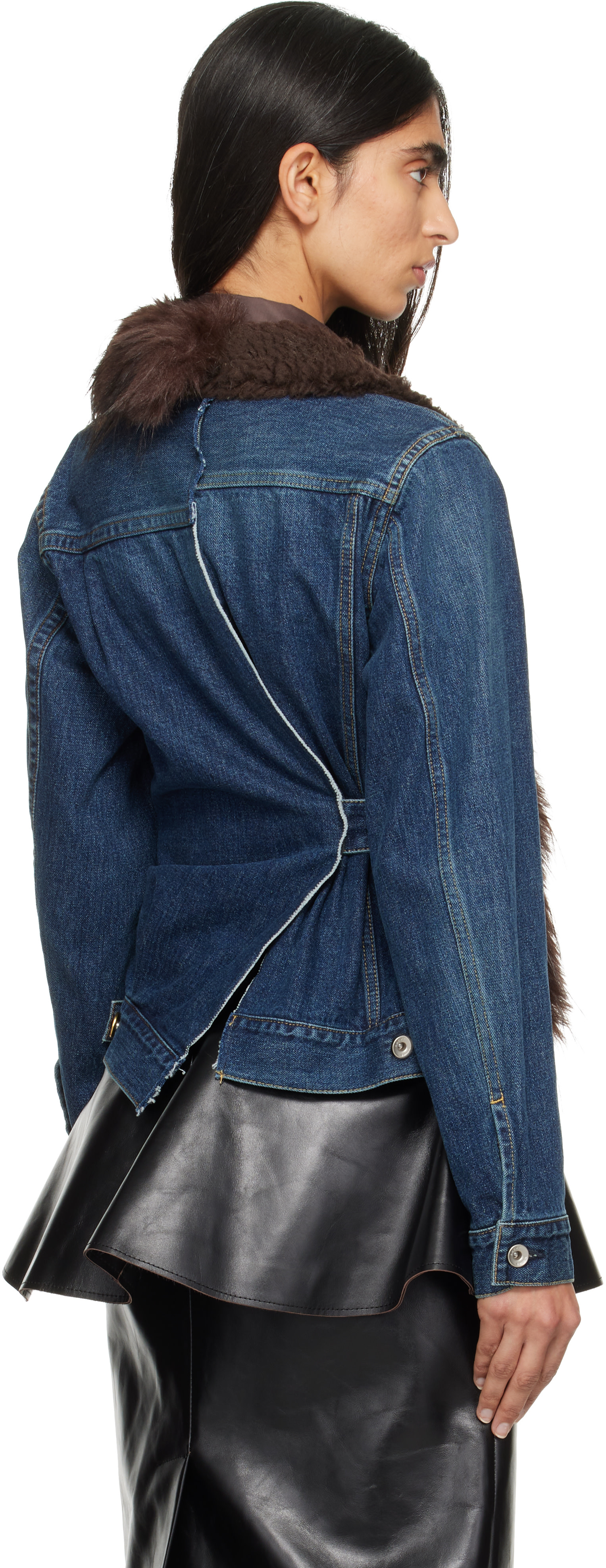 sacai: ブルー フェイクファー デニムジャケット | SSENSE 日本