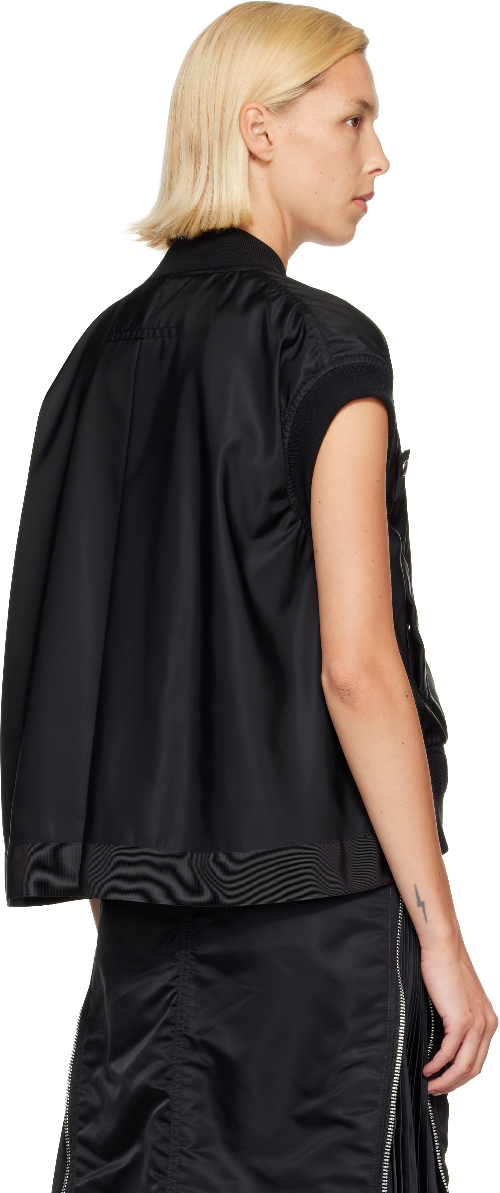 sacai: Black Nylon Twill Vest | SSENSE
