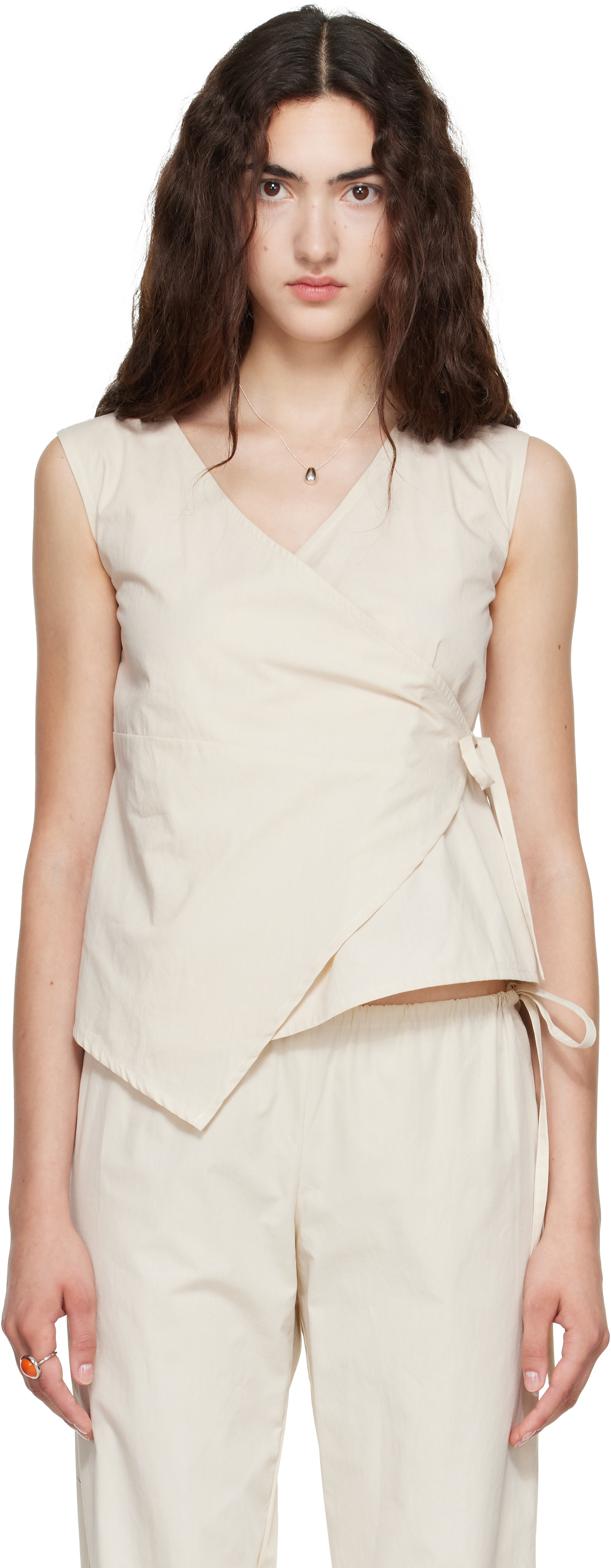 Brooke Callahan - Haut cache-cœur beige