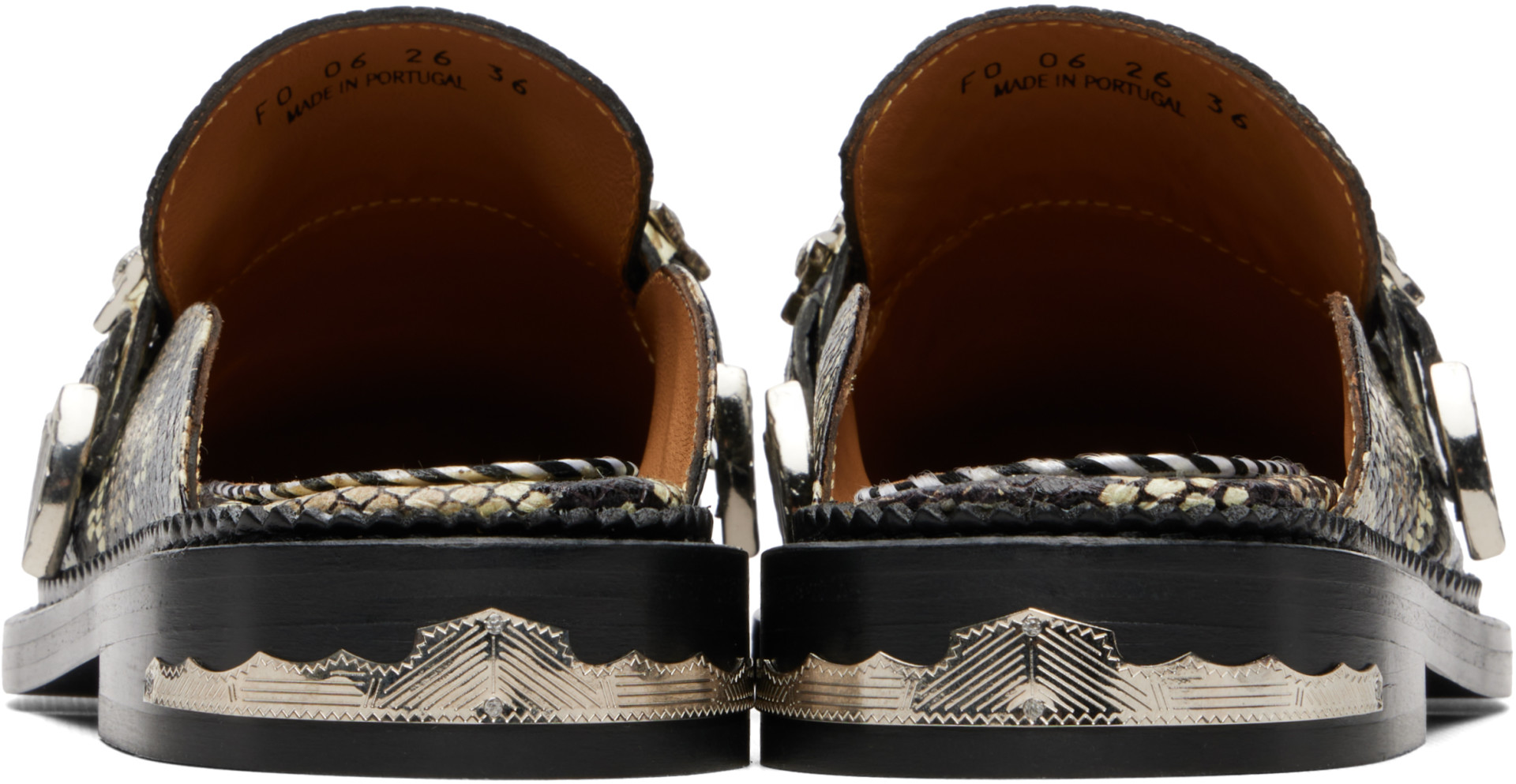 【TOGA PULLA x BEAUTY&YOUTH 】ローファー 39ブラウン Toga Pulla: Beige Embossed Snake Slip-on Loafers | SSENSE