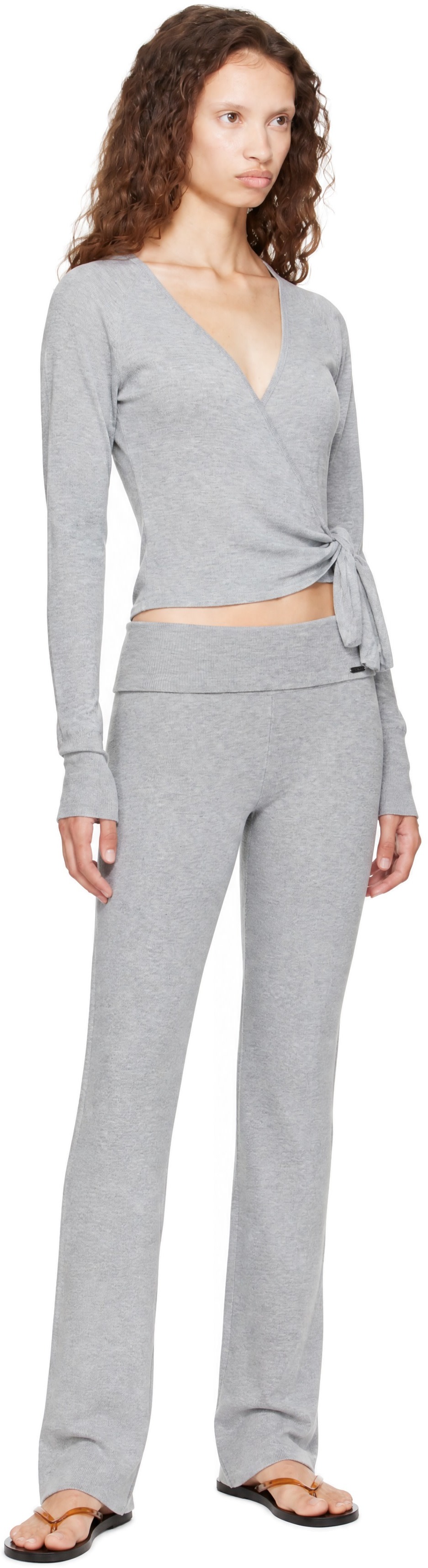 SKIMS - Pull cache-cœur gris en tricot