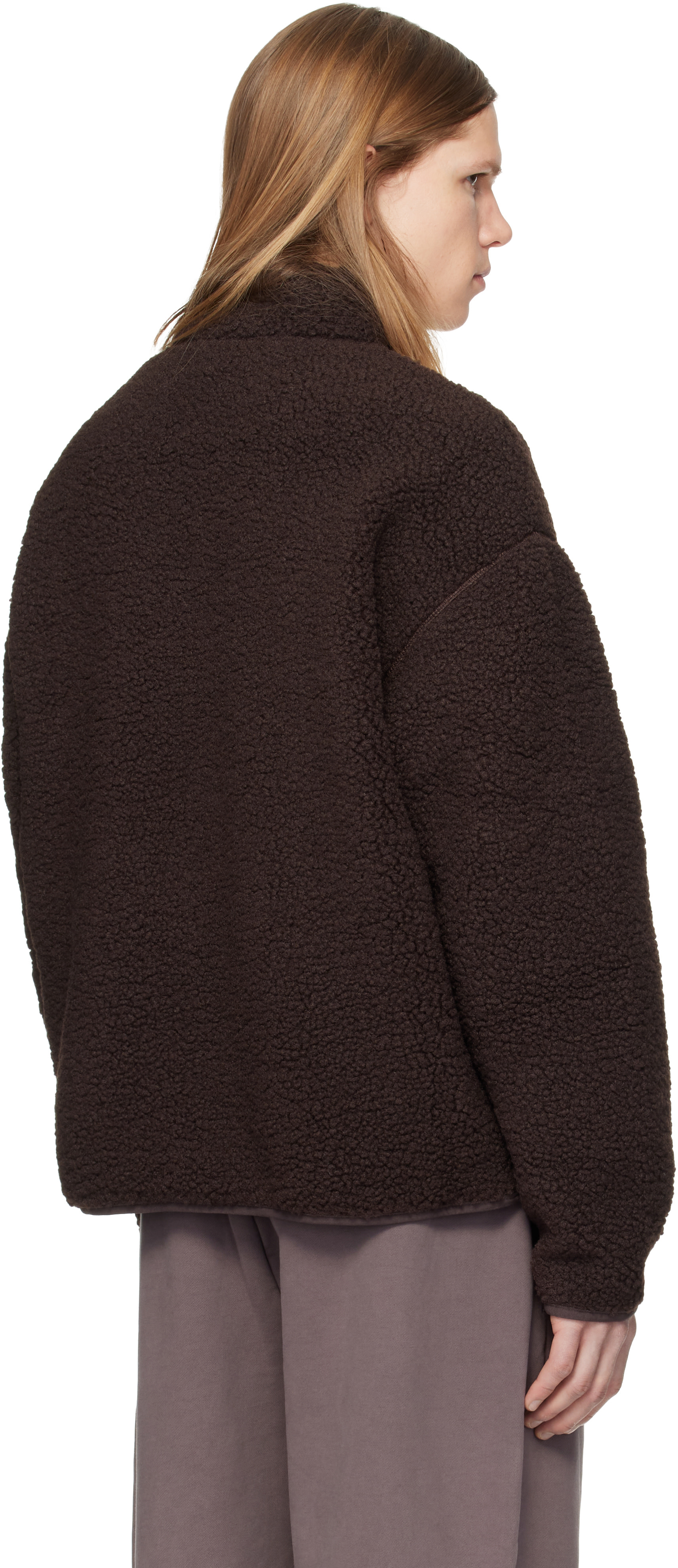 SKIMS - Pull brun en sherpa à glissière un quart